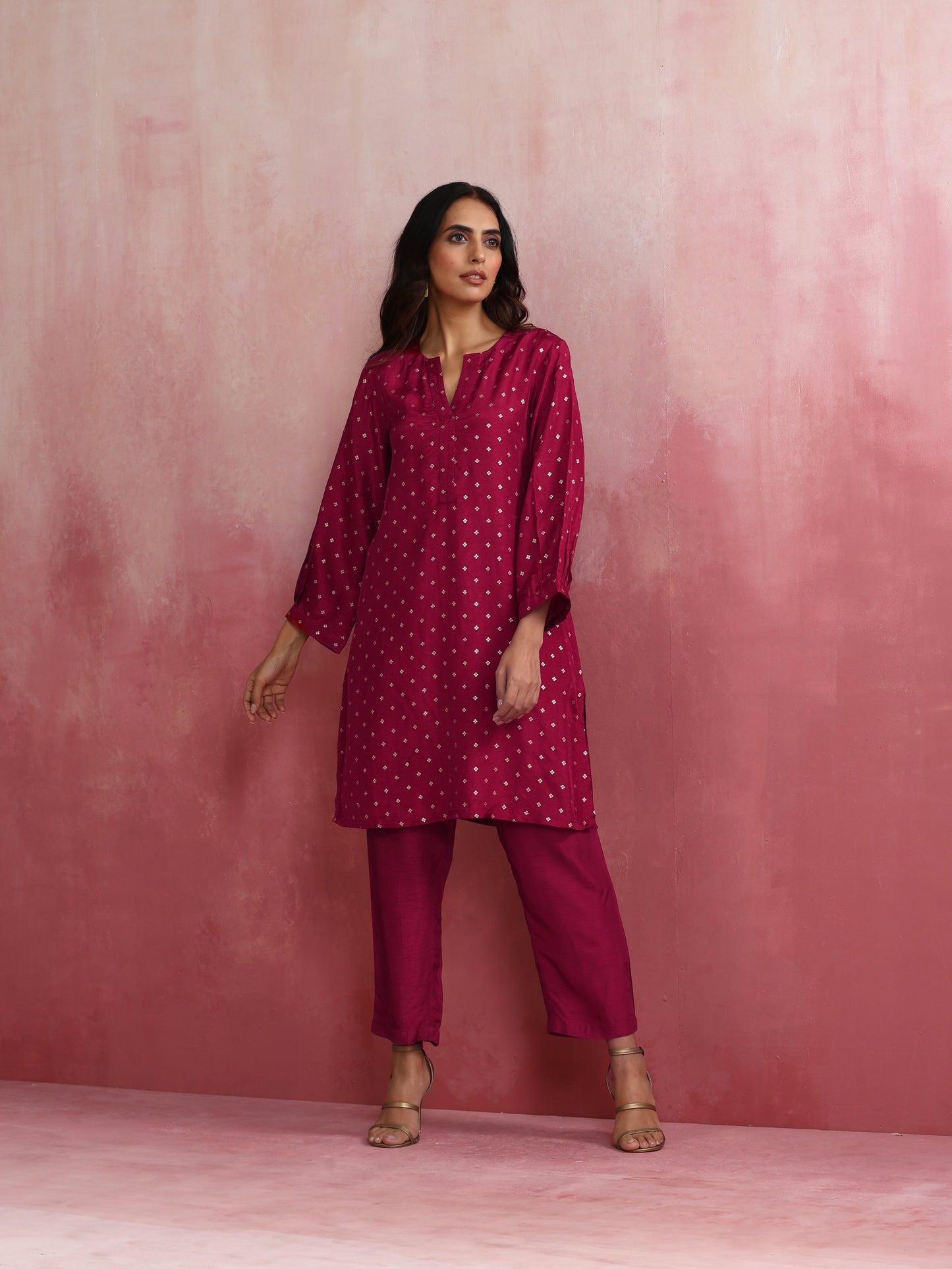 trueBrowns Pink Viscose Silk Kurta Co-ord Set - Swadesiicart