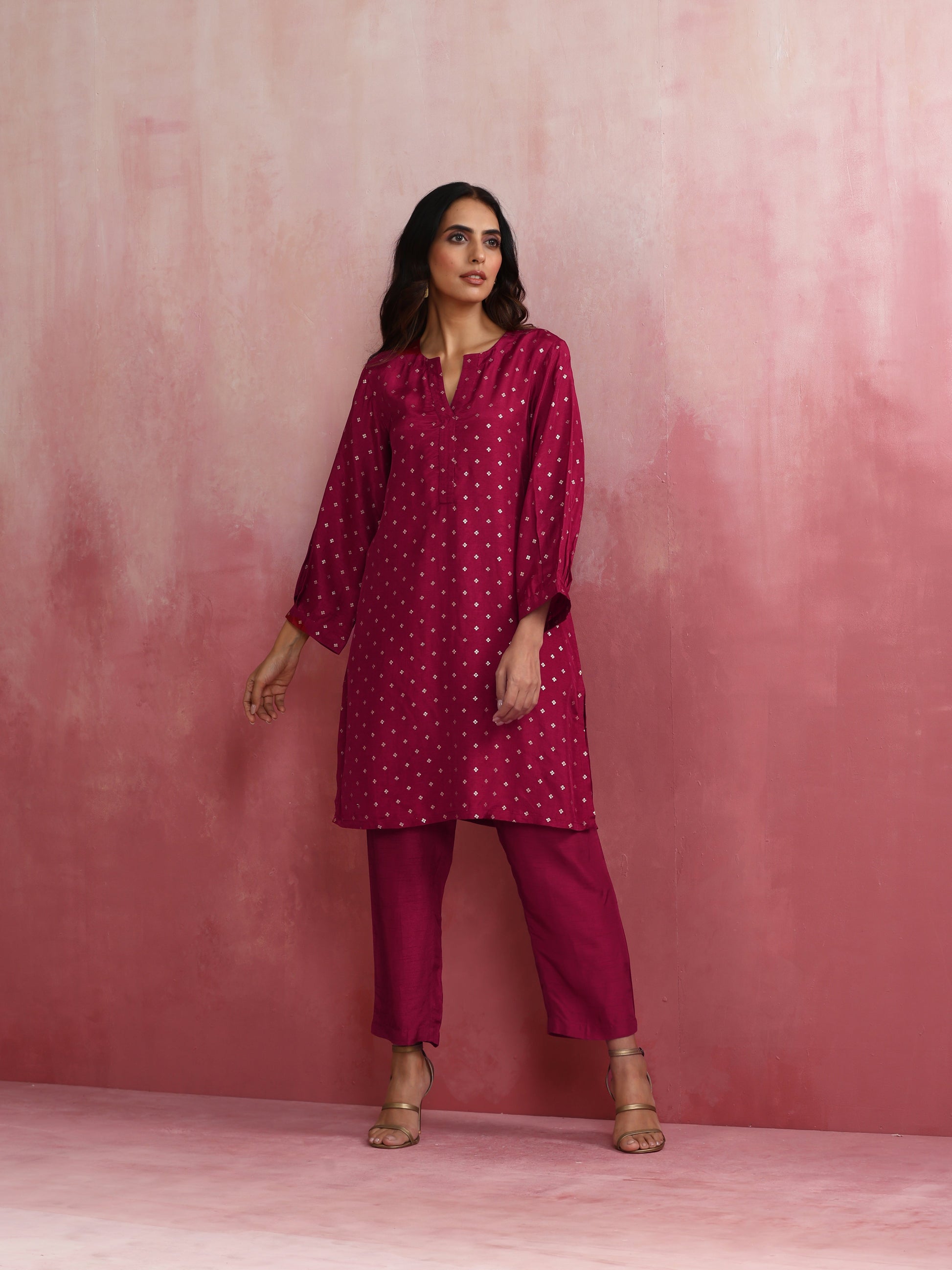 trueBrowns Pink Viscose Silk Kurta Co-ord Set - Swadesiicart