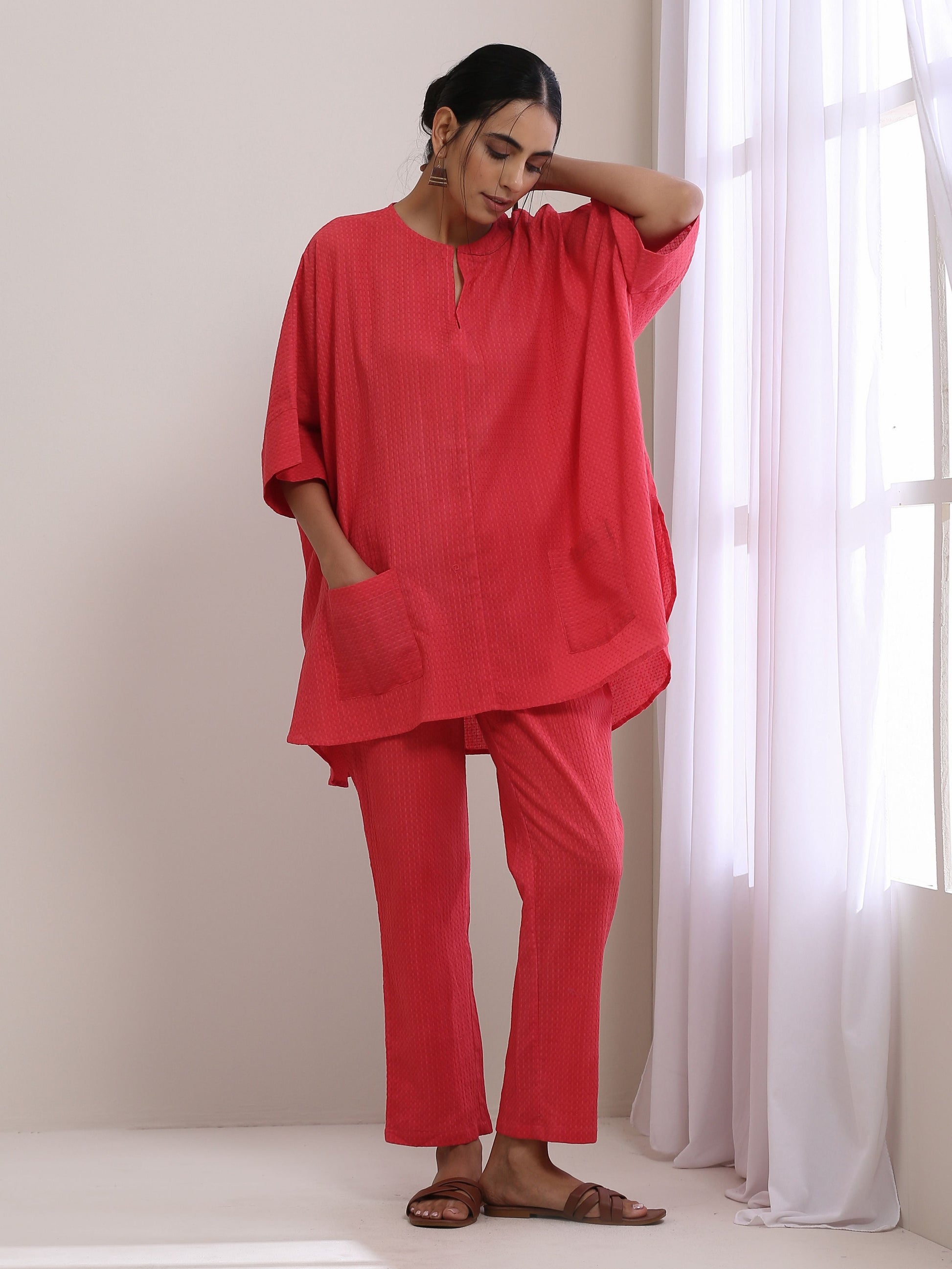 trueBrowns Bright Pink Dobby Boxy Fit High Low Co-Ord Set - Swadesiicart