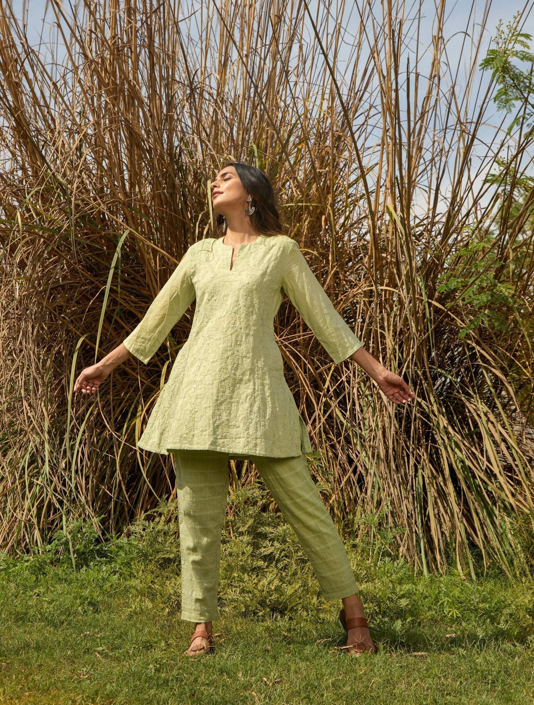 trueBrowns Green Cotton Embroidered Co-ord Set - Swadesiicart