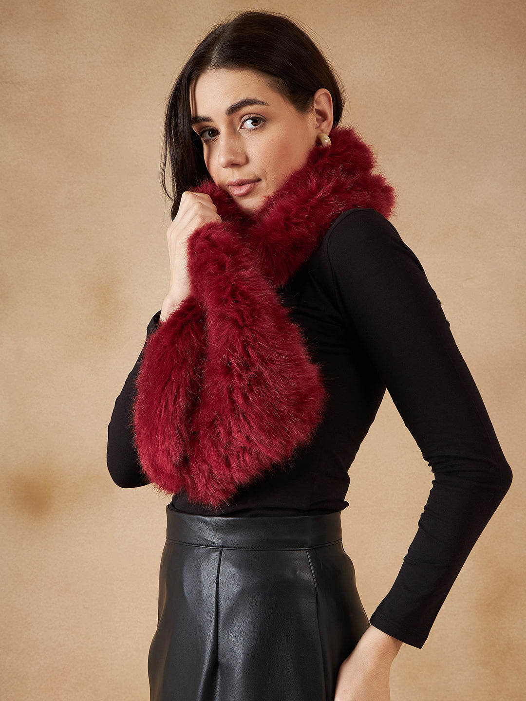 InWeave Women's Bright Rust Faux Fur Neck Warmer - Swadesiicart