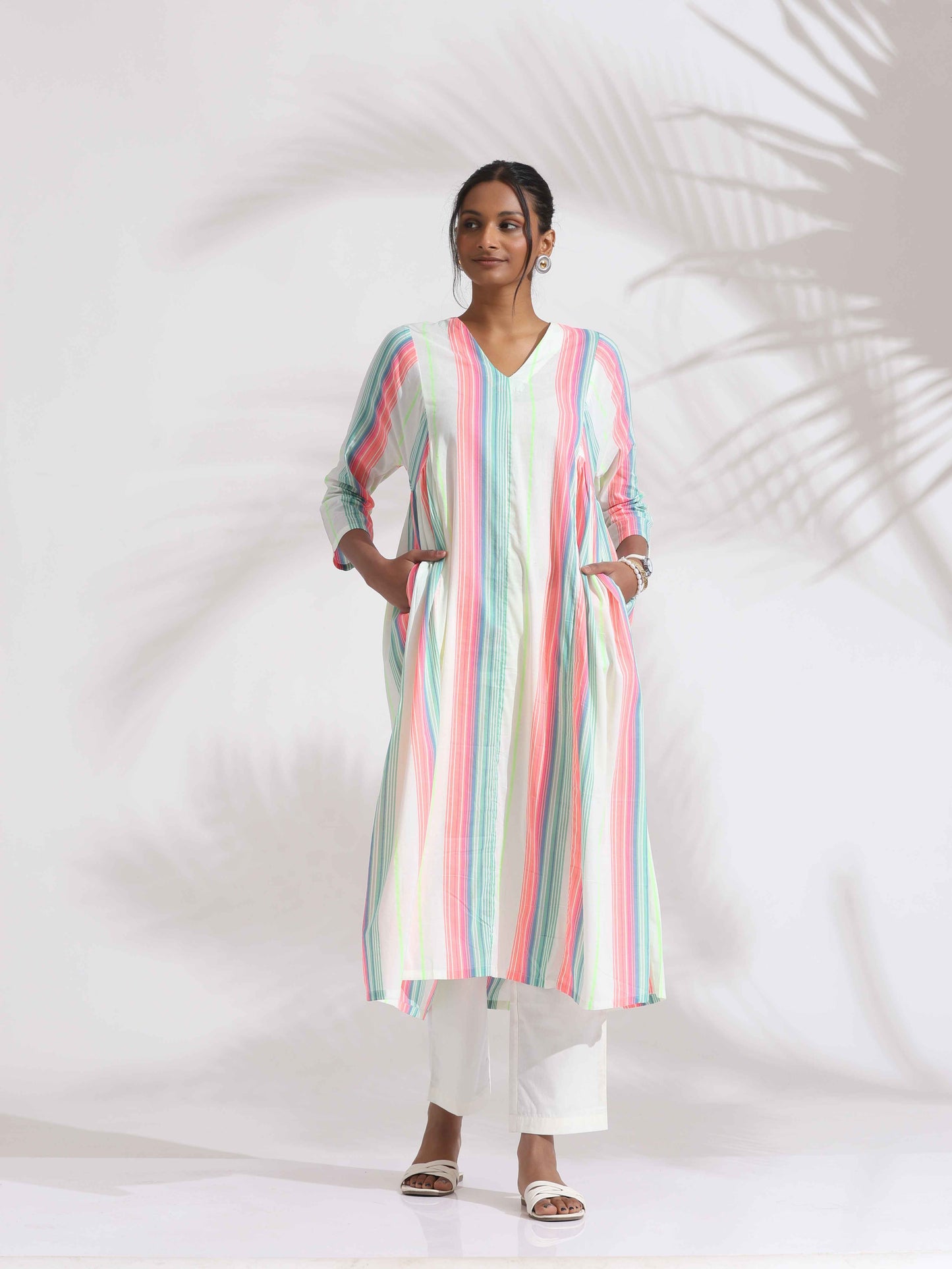 trueBrowns Off-White Cotton Multi Stripe Flared Kurta Set | Swadesiicart