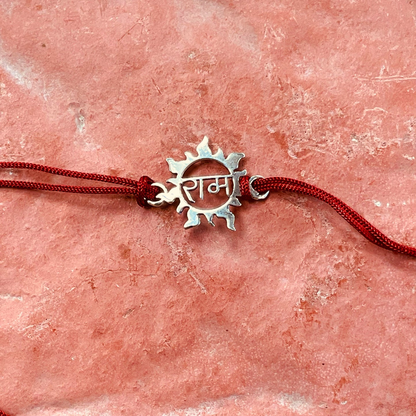 trueBrowns 925 Sterling Silver Ram Thread Rakhi | Swadesiicart
