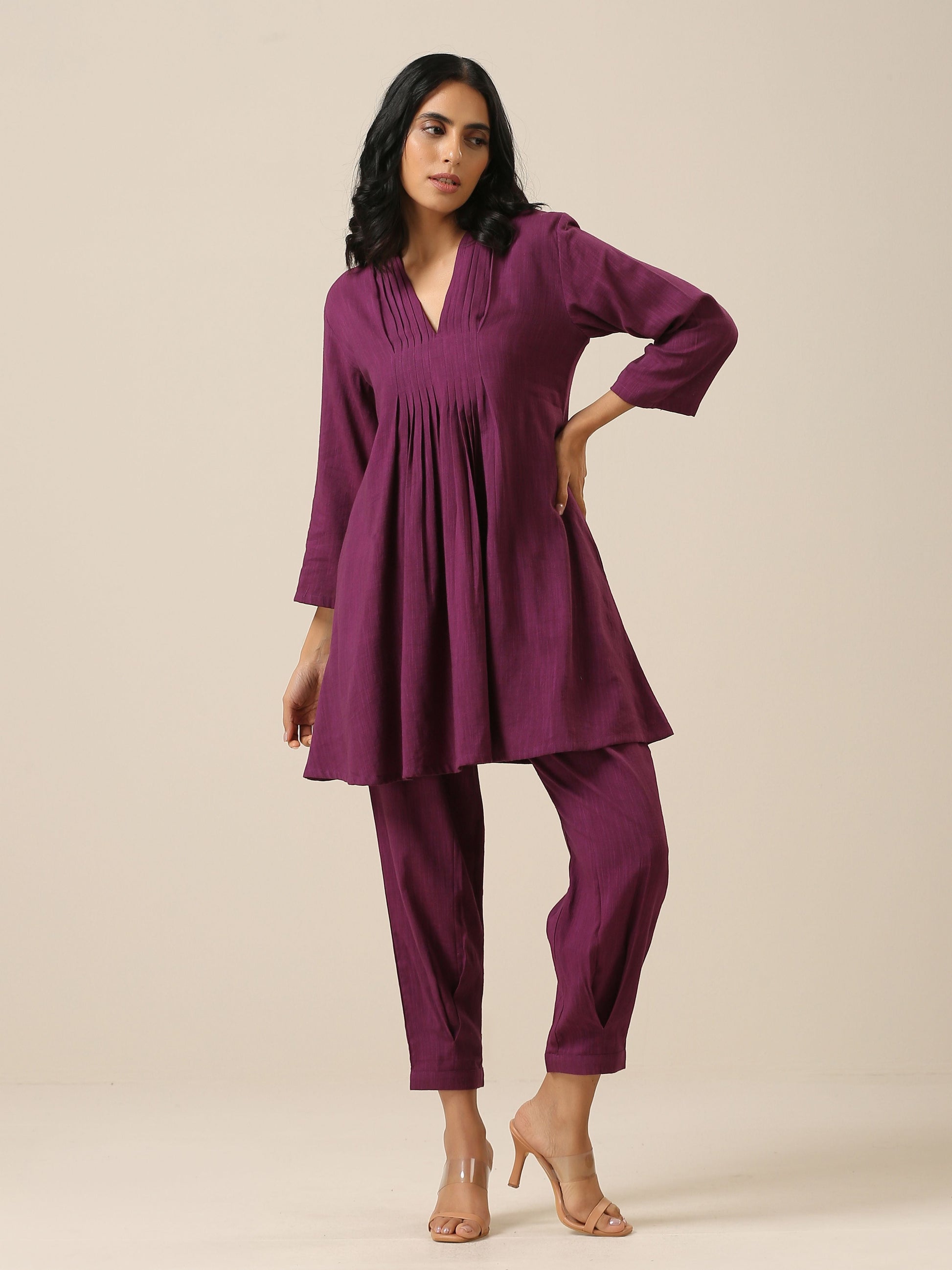 trueBrowns Plum Purple Slub Texture Pleated Co-Ord Set - Swadesiicart