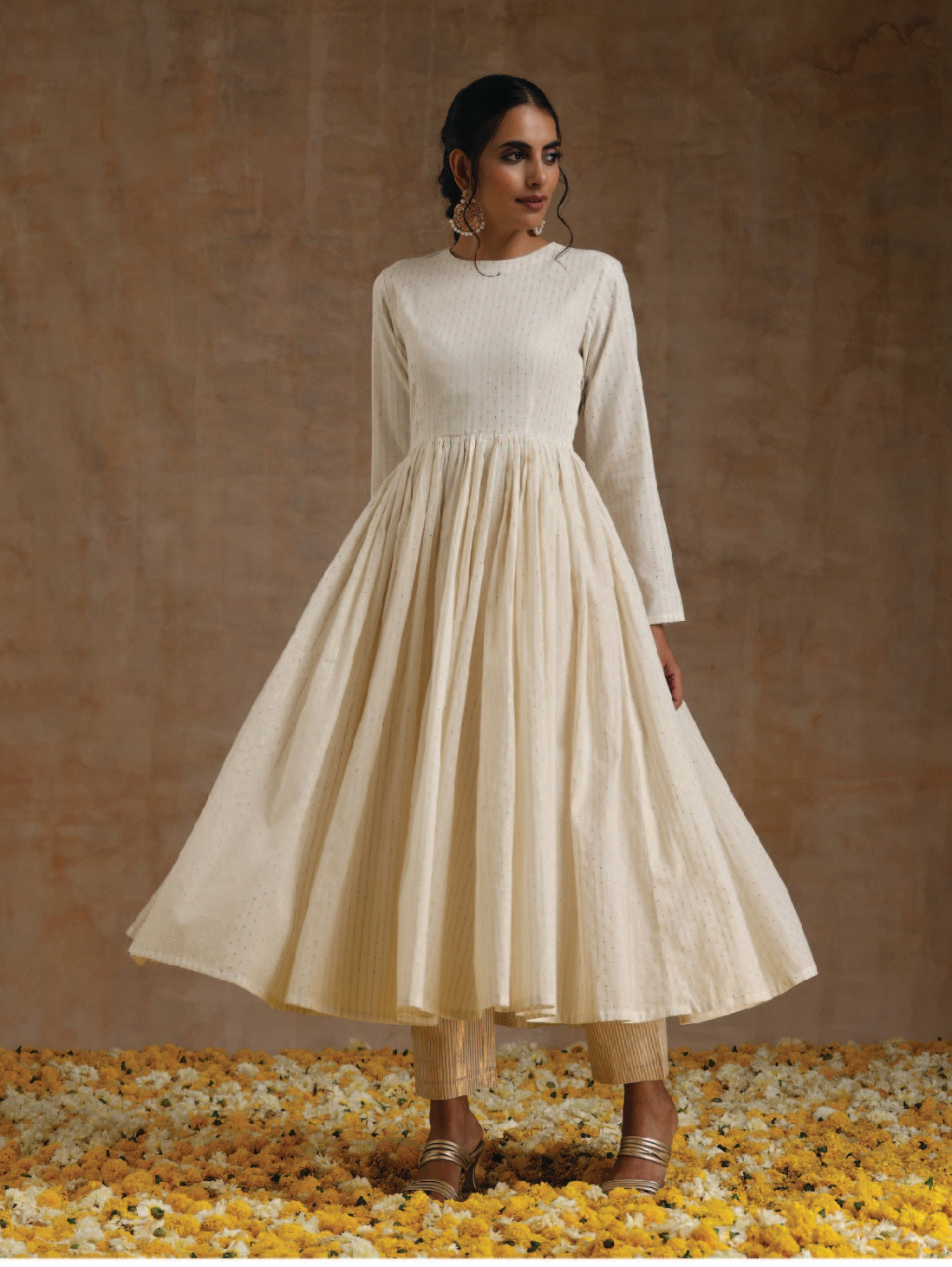trueBrowns Ivory Gold Cotton Anarkali Set | Swadesiicart