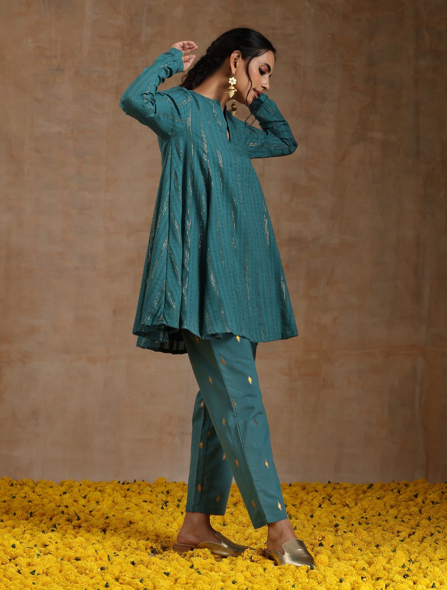 trueBrowns Deep Sea Gold Cotton Flared Co-Ord Set - Swadesiicart