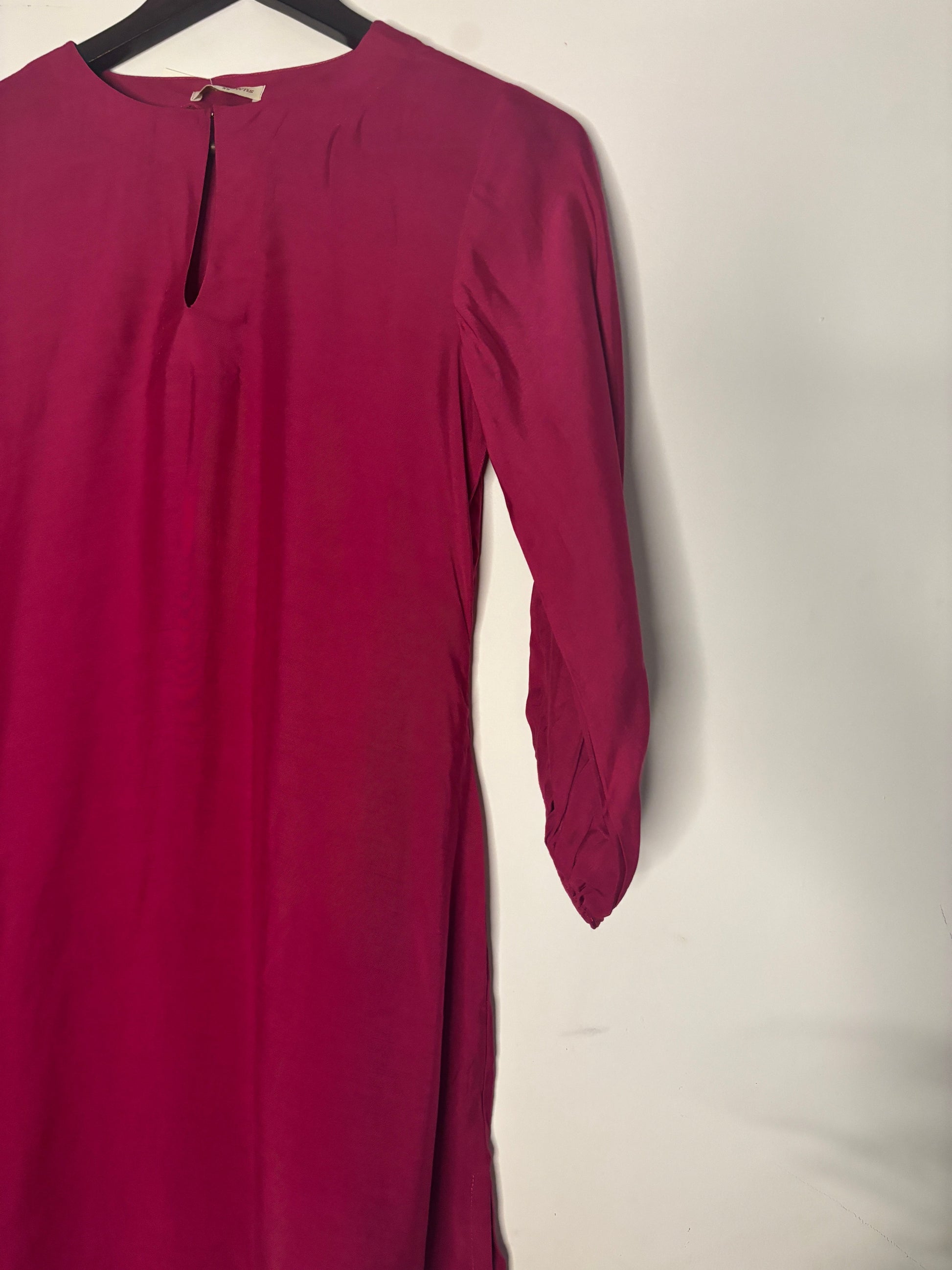 trueBrowns Pink Solid Muslin Top | Swadesiicart