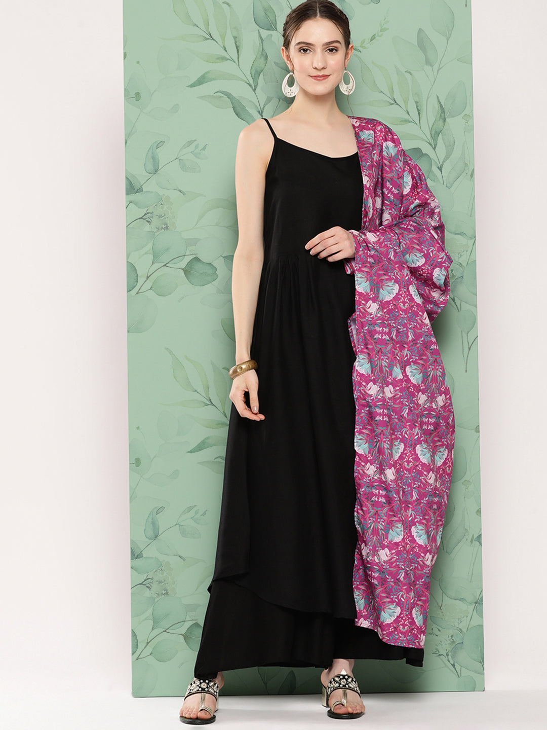 InWeave Women's Black Strappy Set W Magenta Camelia Cr Dupatta - Swadesiicart