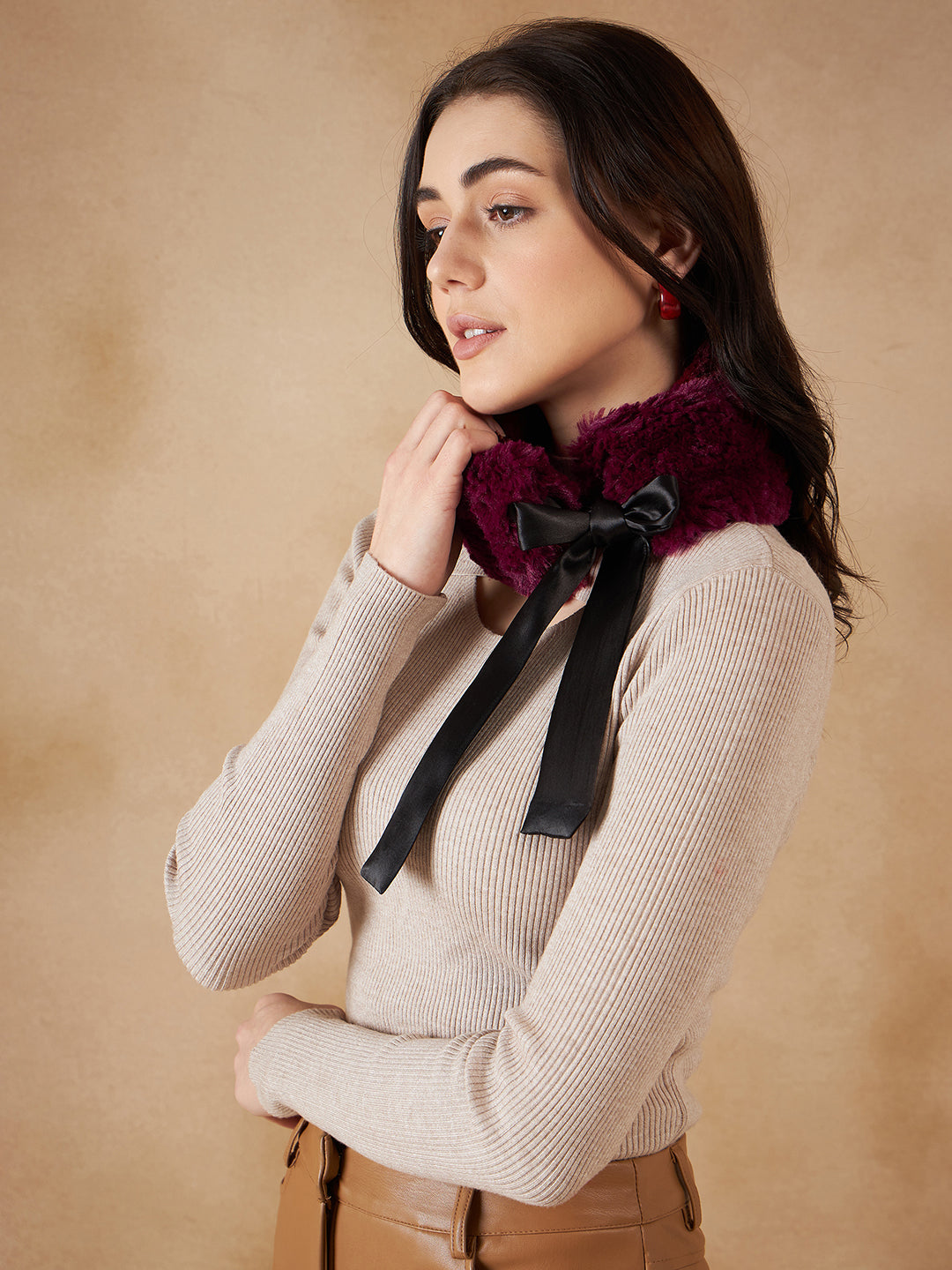 InWeave Women's Burgundy Fur Neckpiece - Swadesiicart