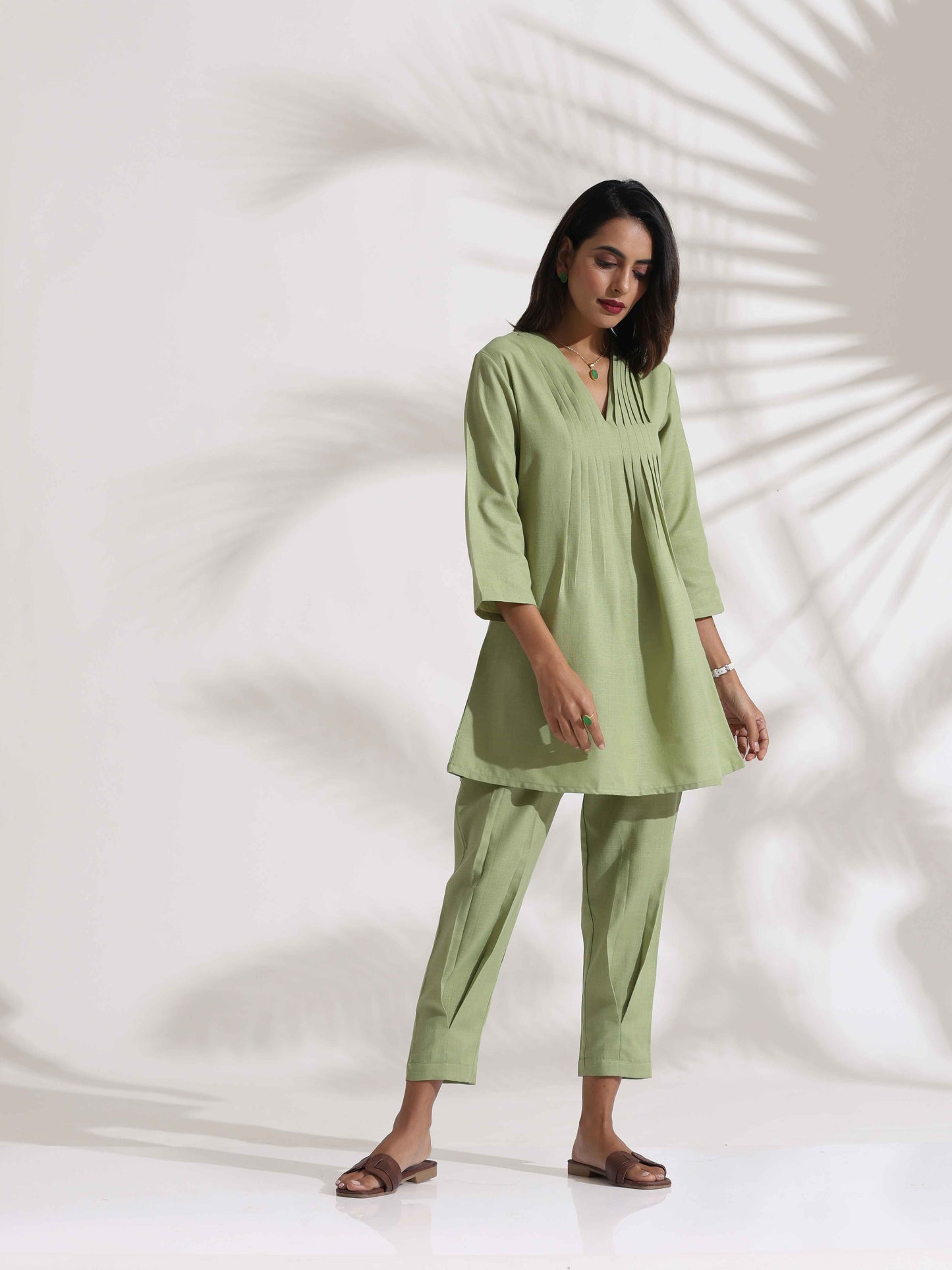 trueBrowns Green Slub Pleated Co-ord Set - Swadesiicart