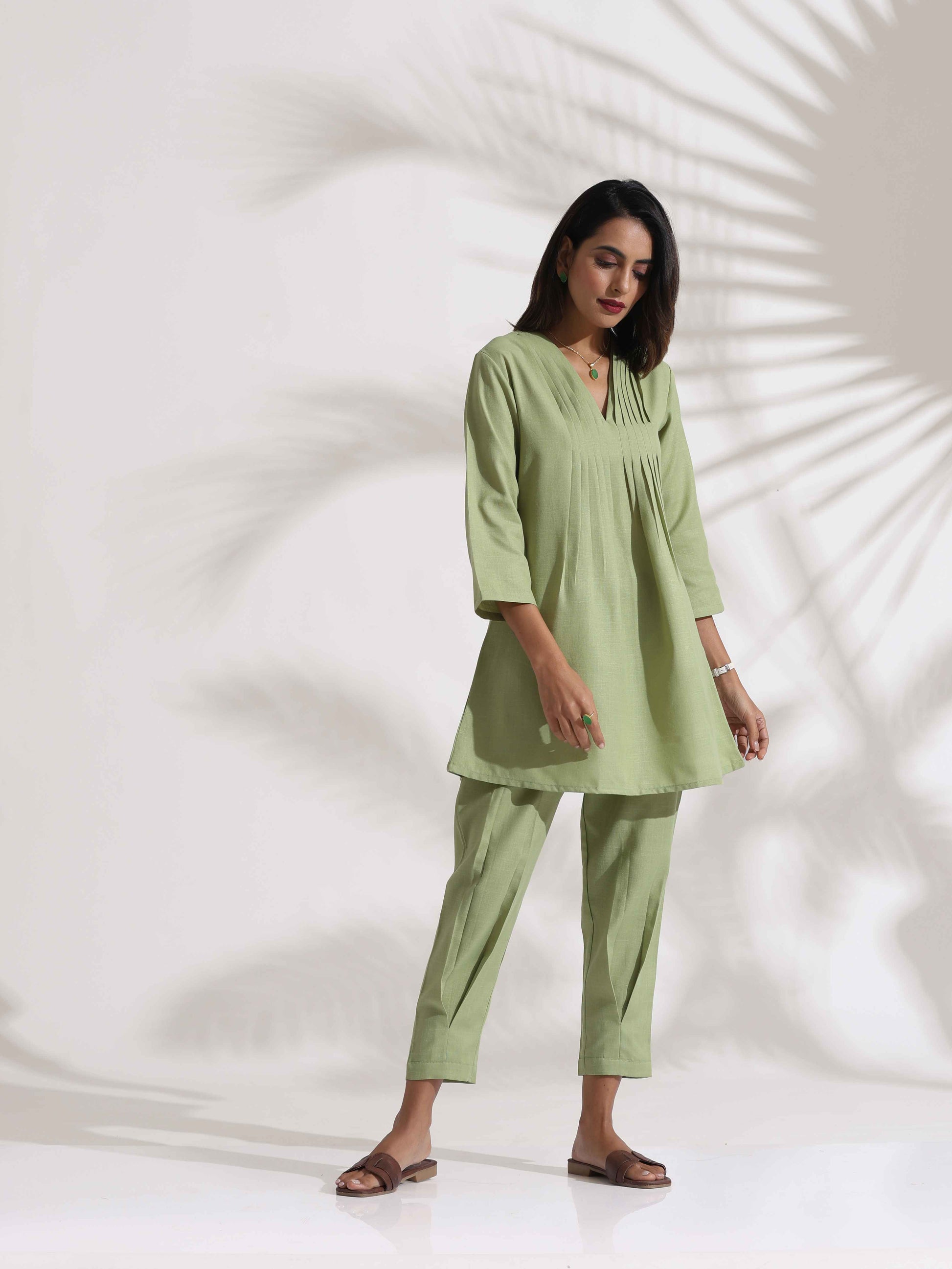 trueBrowns Green Slub Pleated Co-ord Set - Swadesiicart