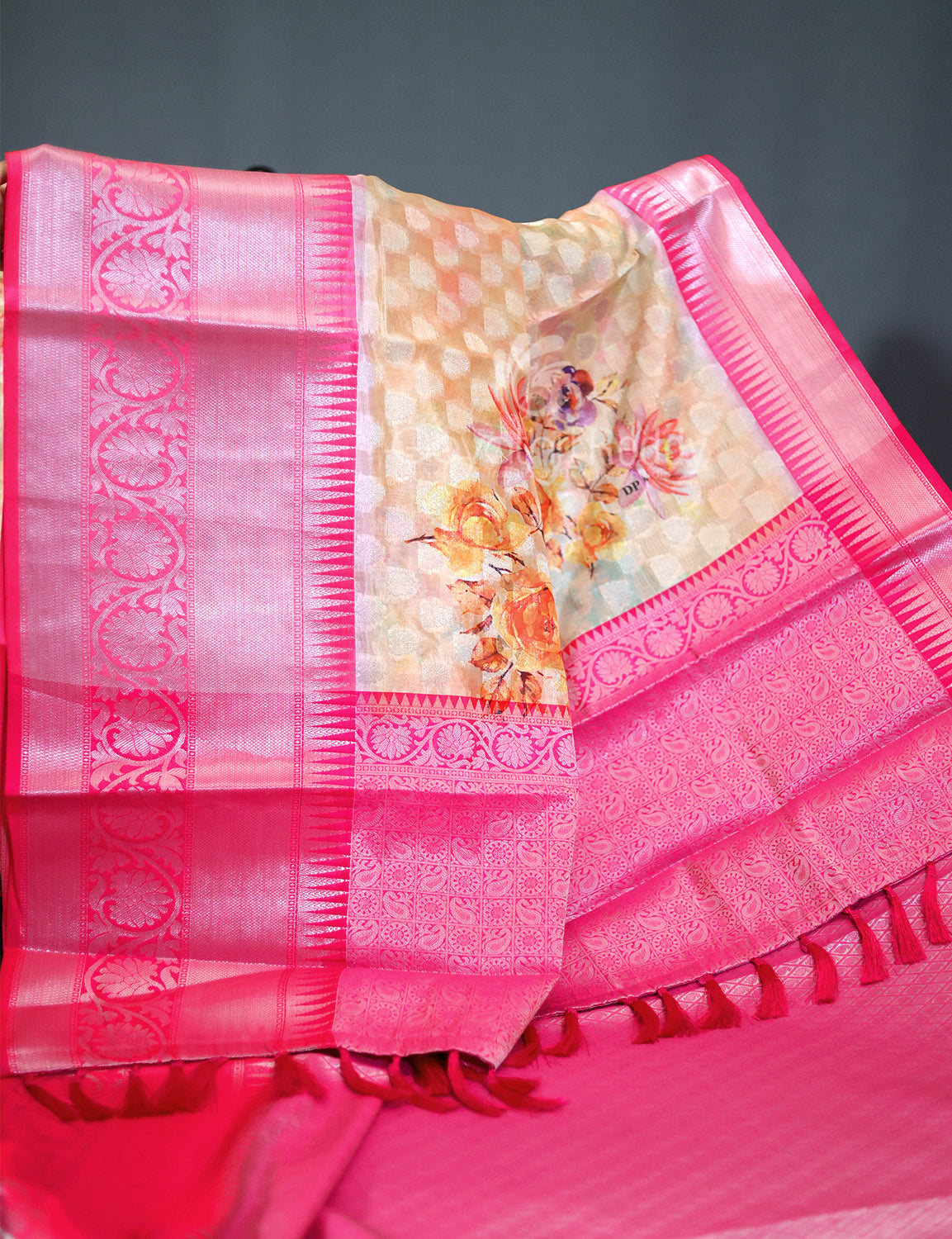 Shades of Cream Colour Floral Design Banaras Semi Silk Saree By Gayathri Reddy Designer Studio | Swadesiicart