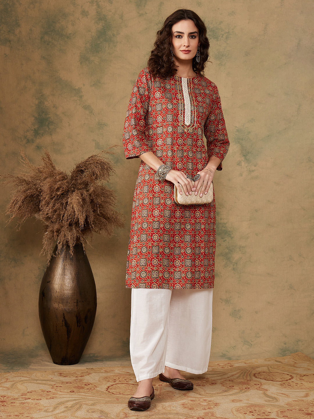 InWeave Women's Maroon Ethnic Print Lace Gota Work Straight Kurta - Swadesiicart