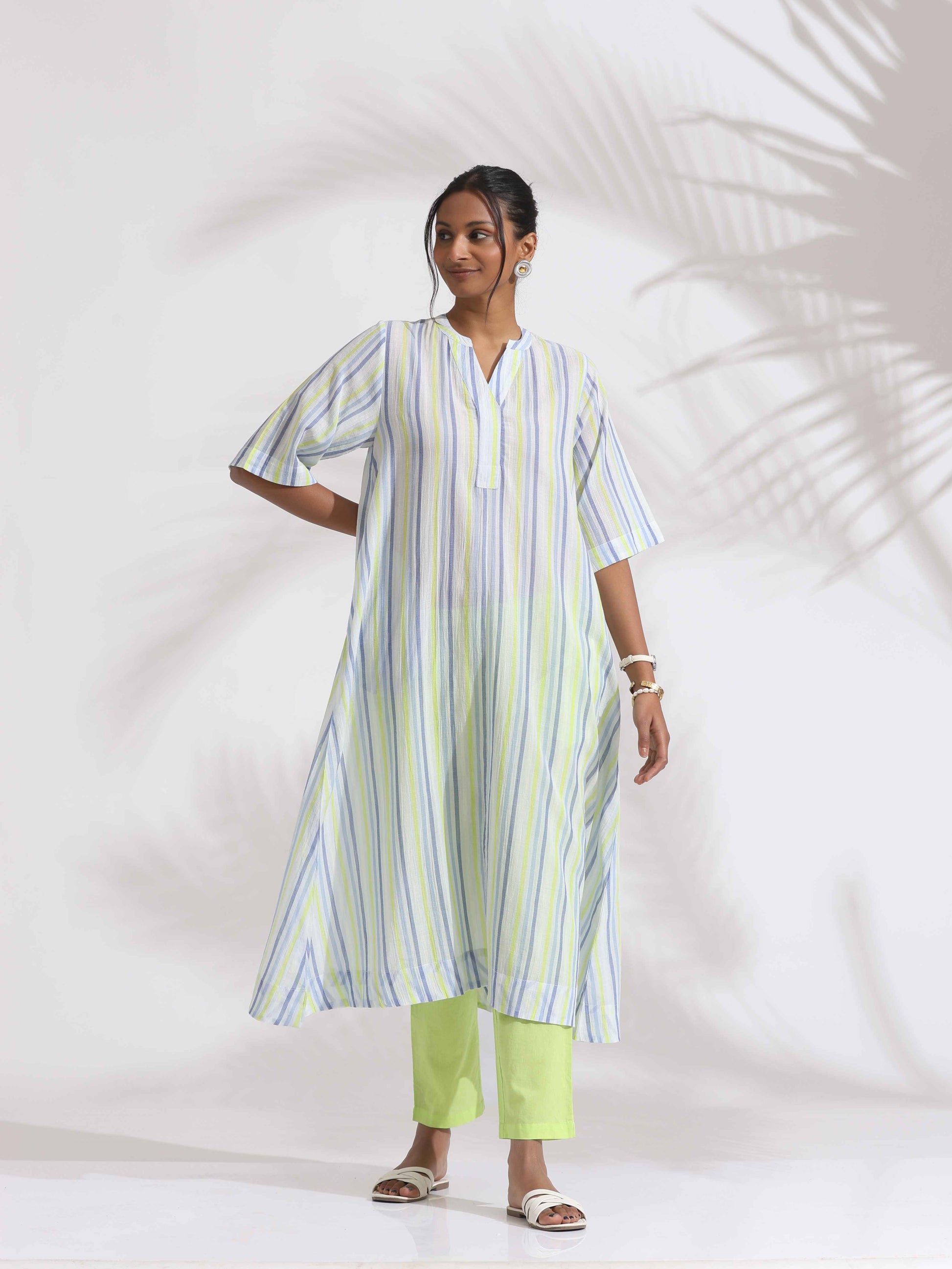 trueBrowns White Cotton Multi Stripe Flared Kurta Set | Swadesiicart