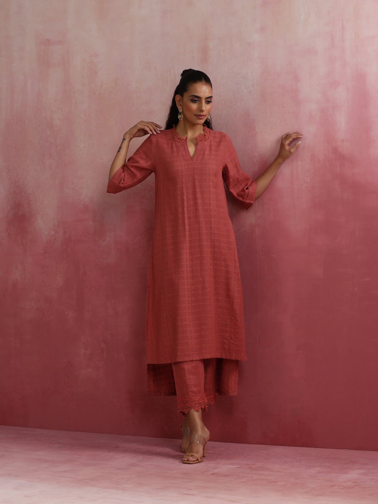 trueBrowns Peach High low Cotton Dobby Kurta Set | Swadesiicart