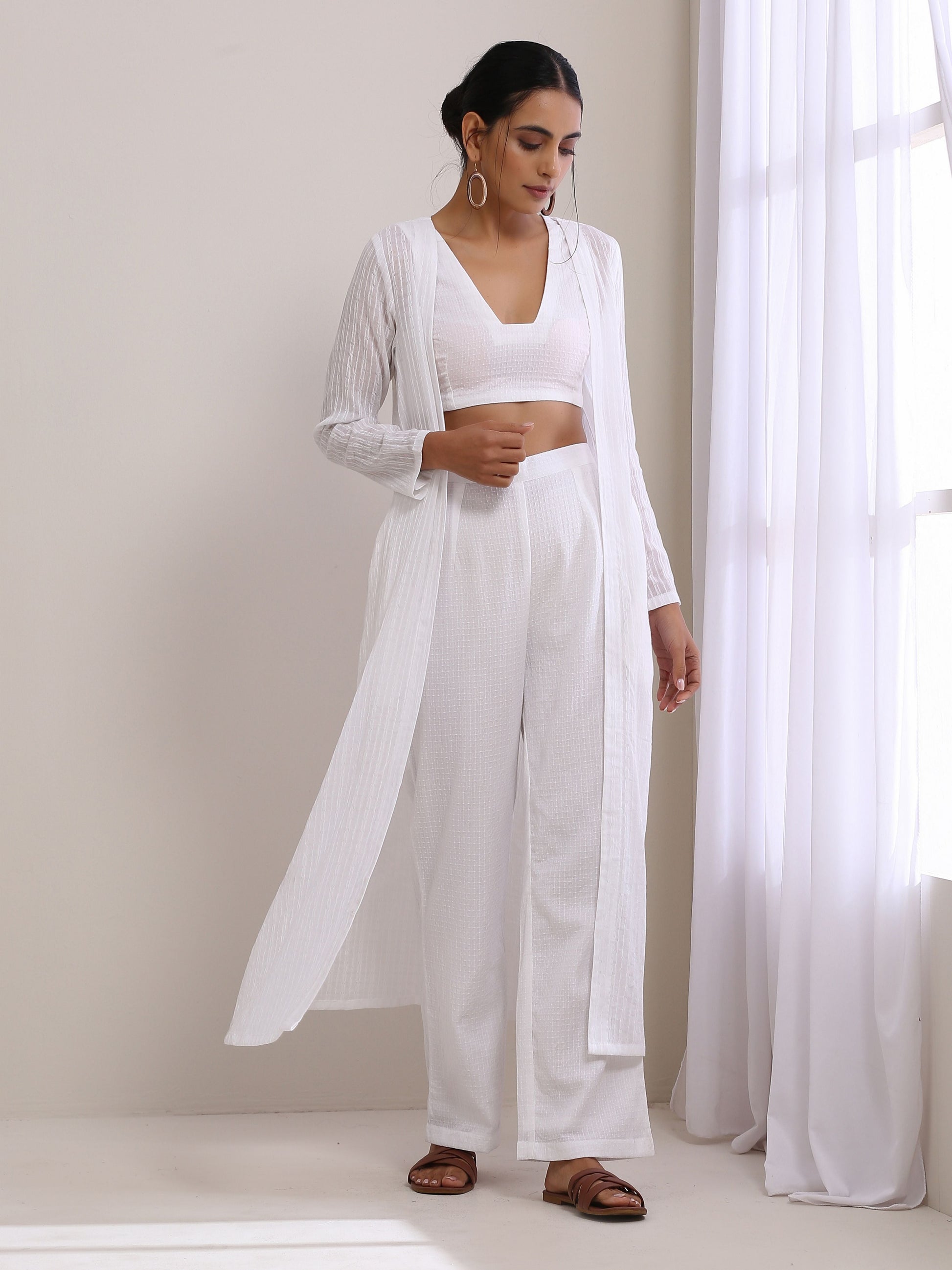 trueBrowns White Dobby Overlay Jacket Blouse Pant Set | Swadesiicart