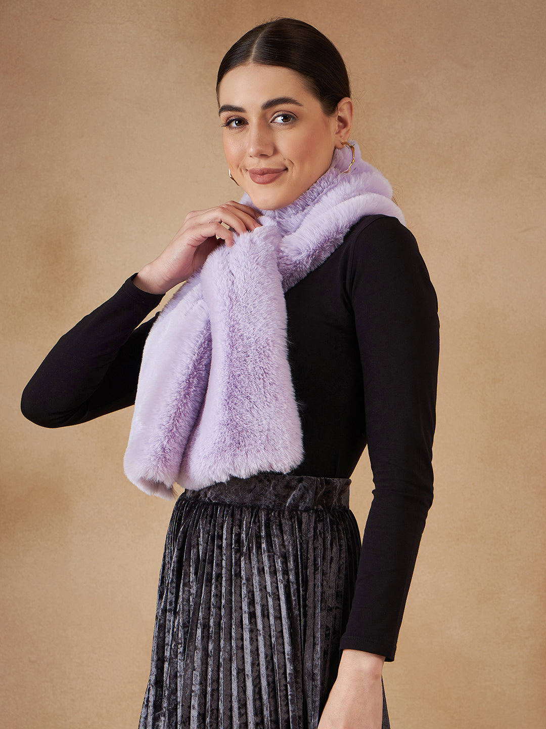 InWeave Women's Light Mauve Faux Fur Neck Warmer - Swadesiicart