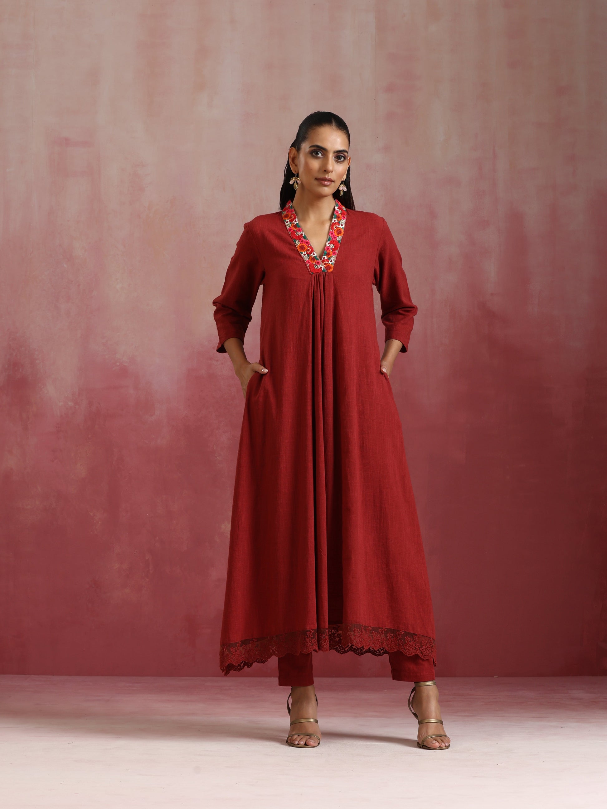 trueBrowns Maroon Cotton Dobby Kurta Set | Swadesiicart