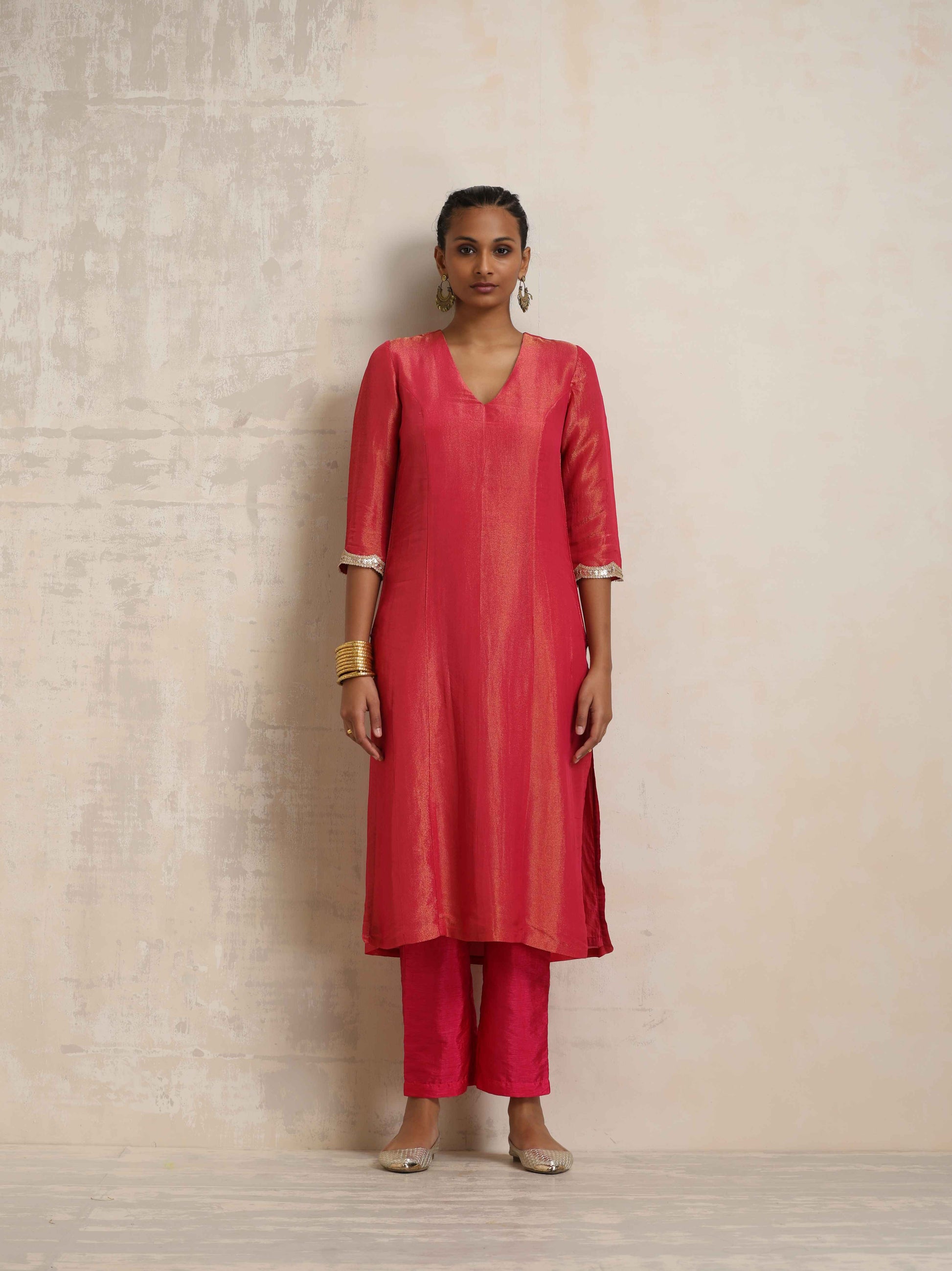 trueBrowns Hot Pink Tissue Straight Kurta Set | Swadesiicart