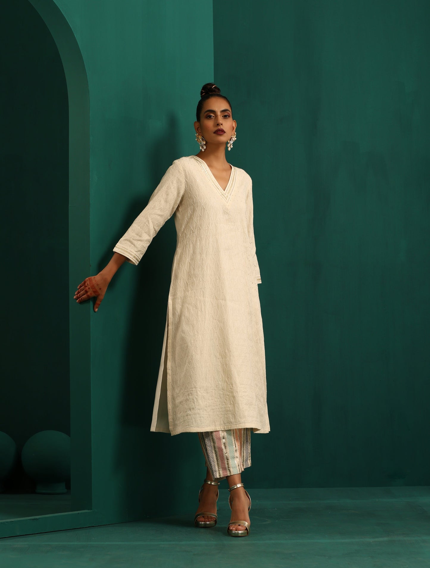 trueBrowns Ivory Tonal Cotton Kurta with Embroidered Pants | Swadesiicart