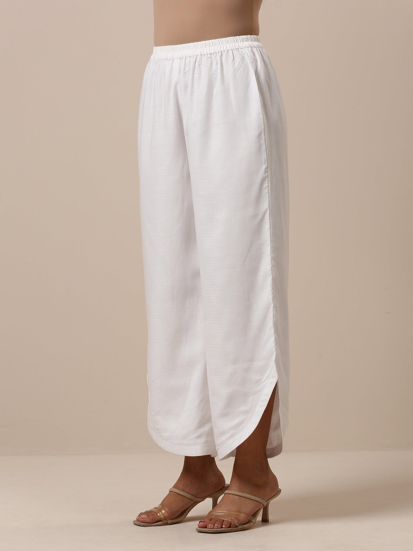 trueBrowns Cotton White Textured Curve Pant | Swadesiicart