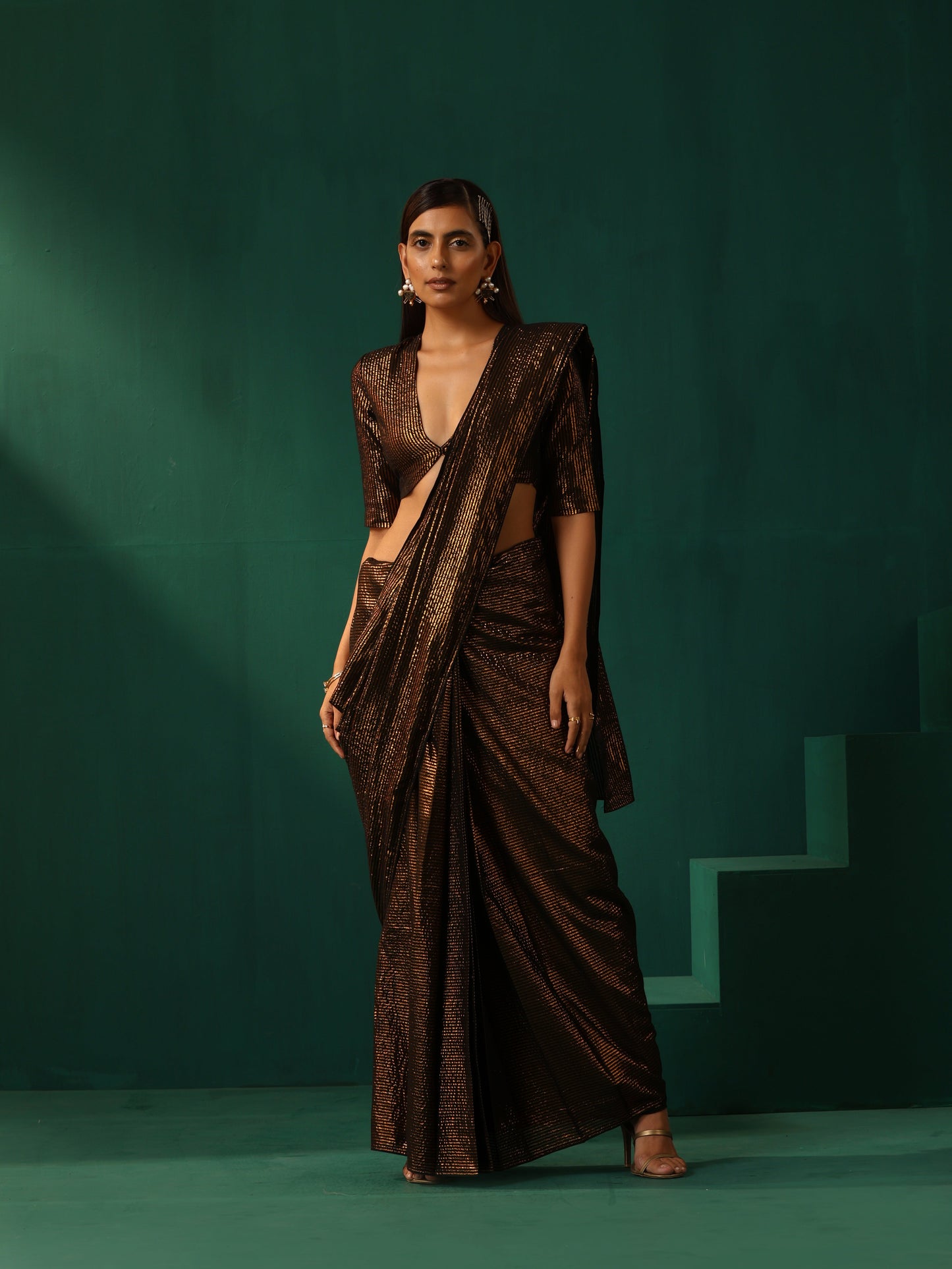 trueBrowns Black Cotton Gold Lurex Striped Ready to Wear Saree | Swadesiicart