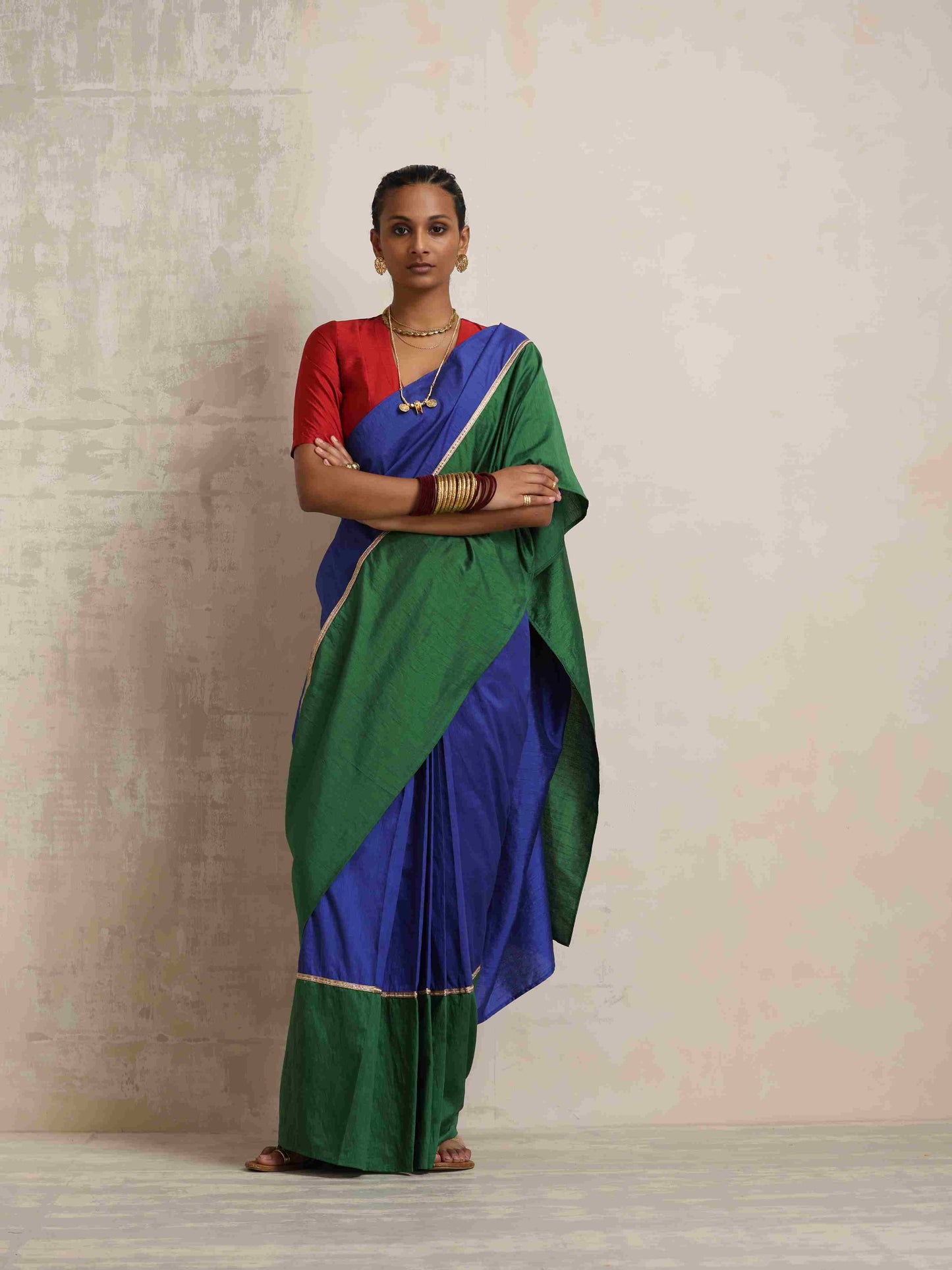 trueBrowns Blue Silk Ready To Wear Saree | Swadesiicart