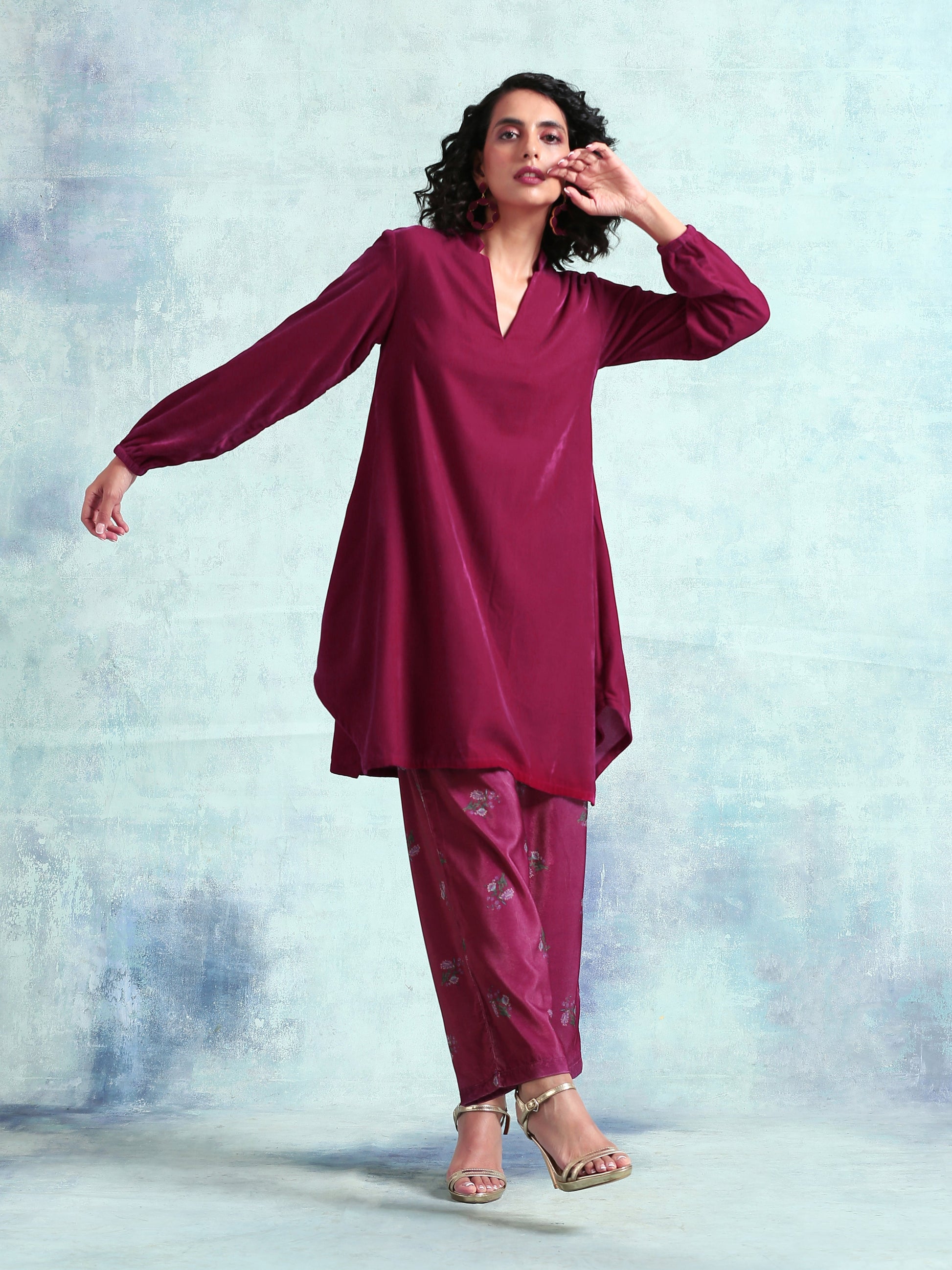 trueBrowns Magenta Velvet Co-Ord Set - Swadesiicart