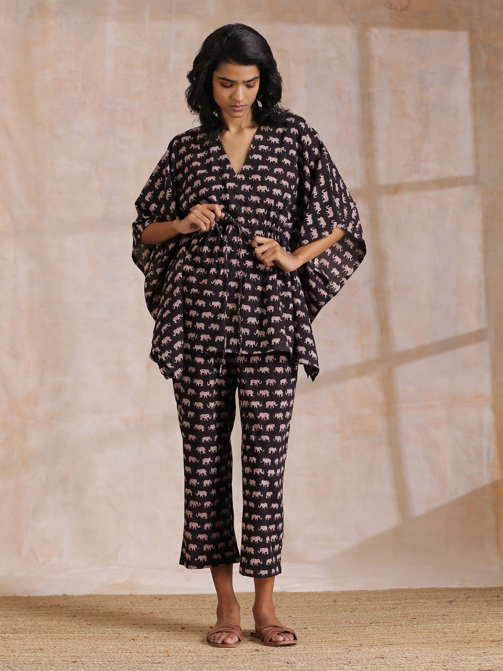trueBrowns Black Elephant Bagru Print Cotton Kaftan Co-Ord Set - Swadesiicart