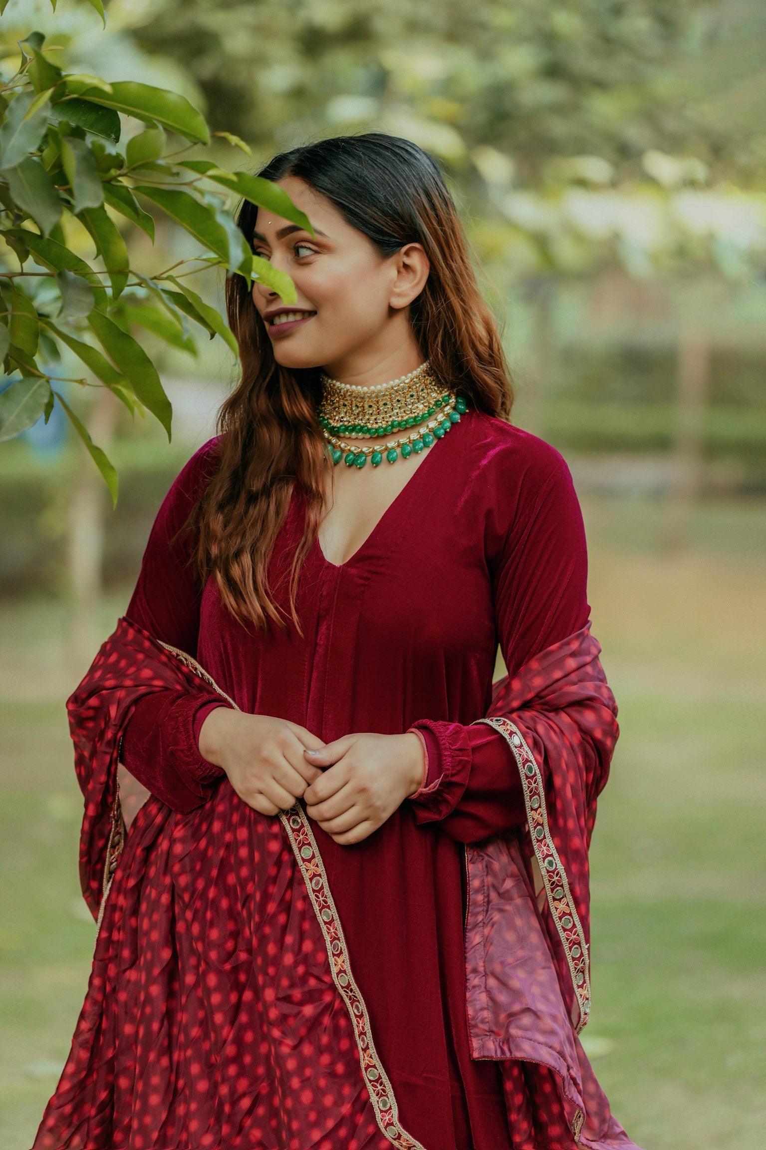 trueBrowns Pink Velvet Pleated Kurta | Swadesiicart