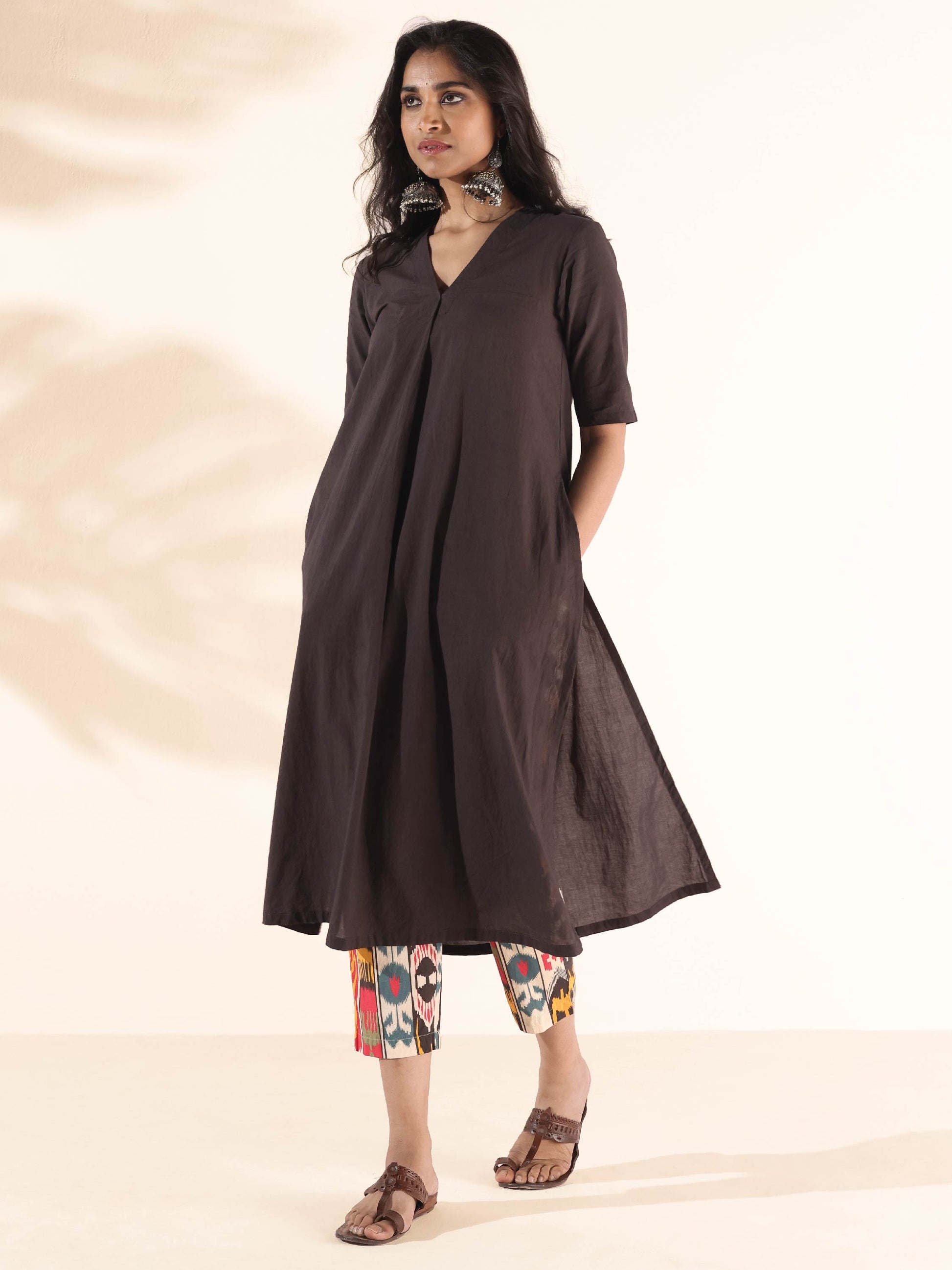 trueBrowns Cola Cotton Ikat Kurta Pant Set | Swadesiicart