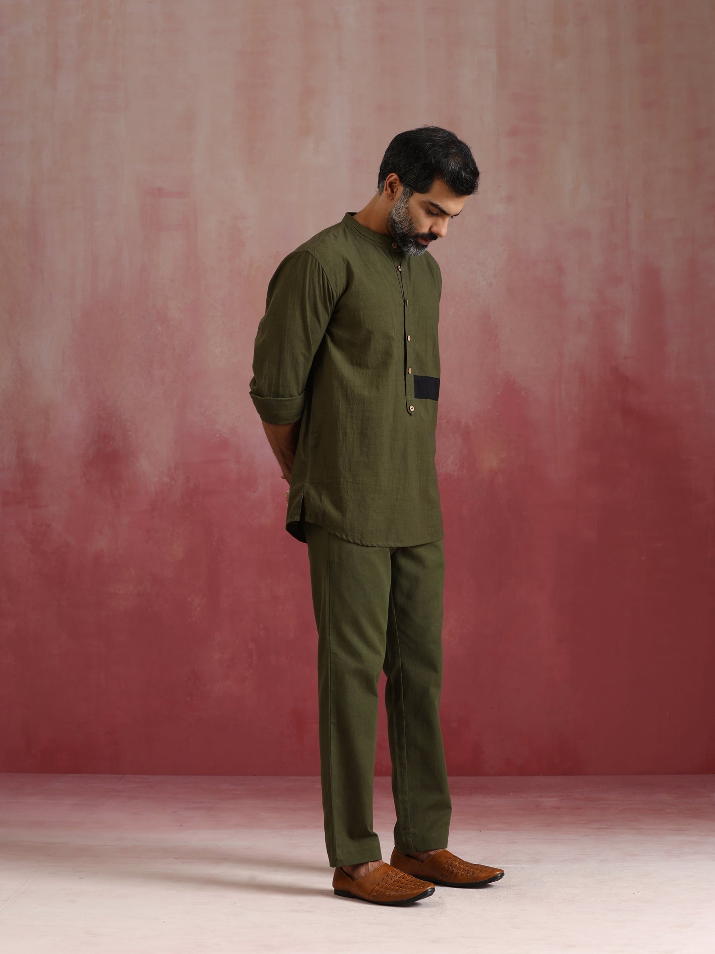 trueBrowns Men's Olive green Cotton Mandarin Collar Kurta Co-ord set - Swadesiicart