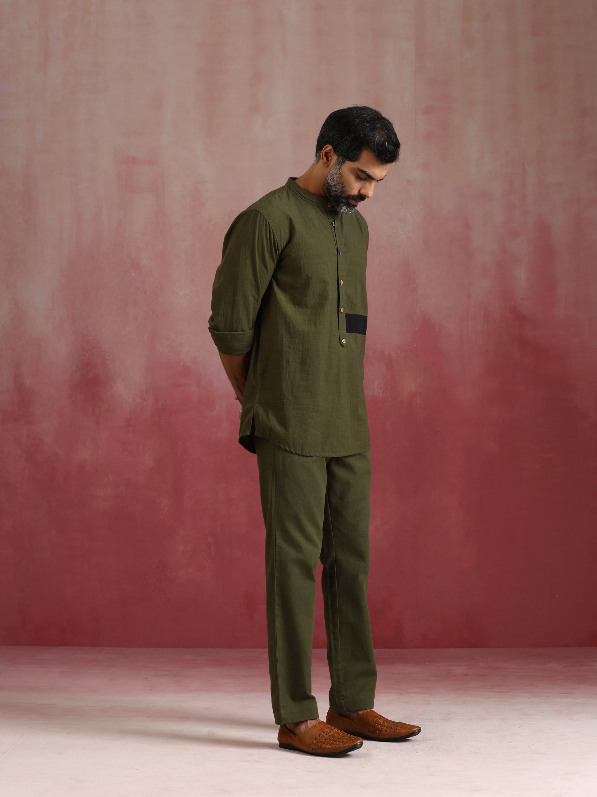 trueBrowns Men's Olive green Cotton Mandarin Collar Kurta Co-ord set - Swadesiicart