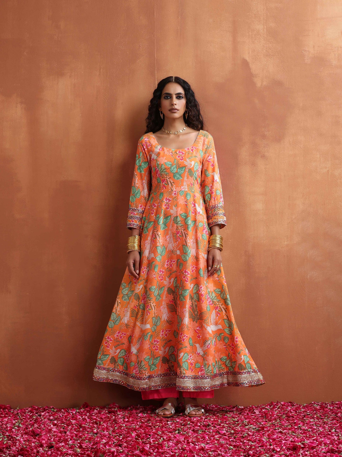 trueBrowns Orange Print Flared Anarkali Kurta Set | Swadesiicart
