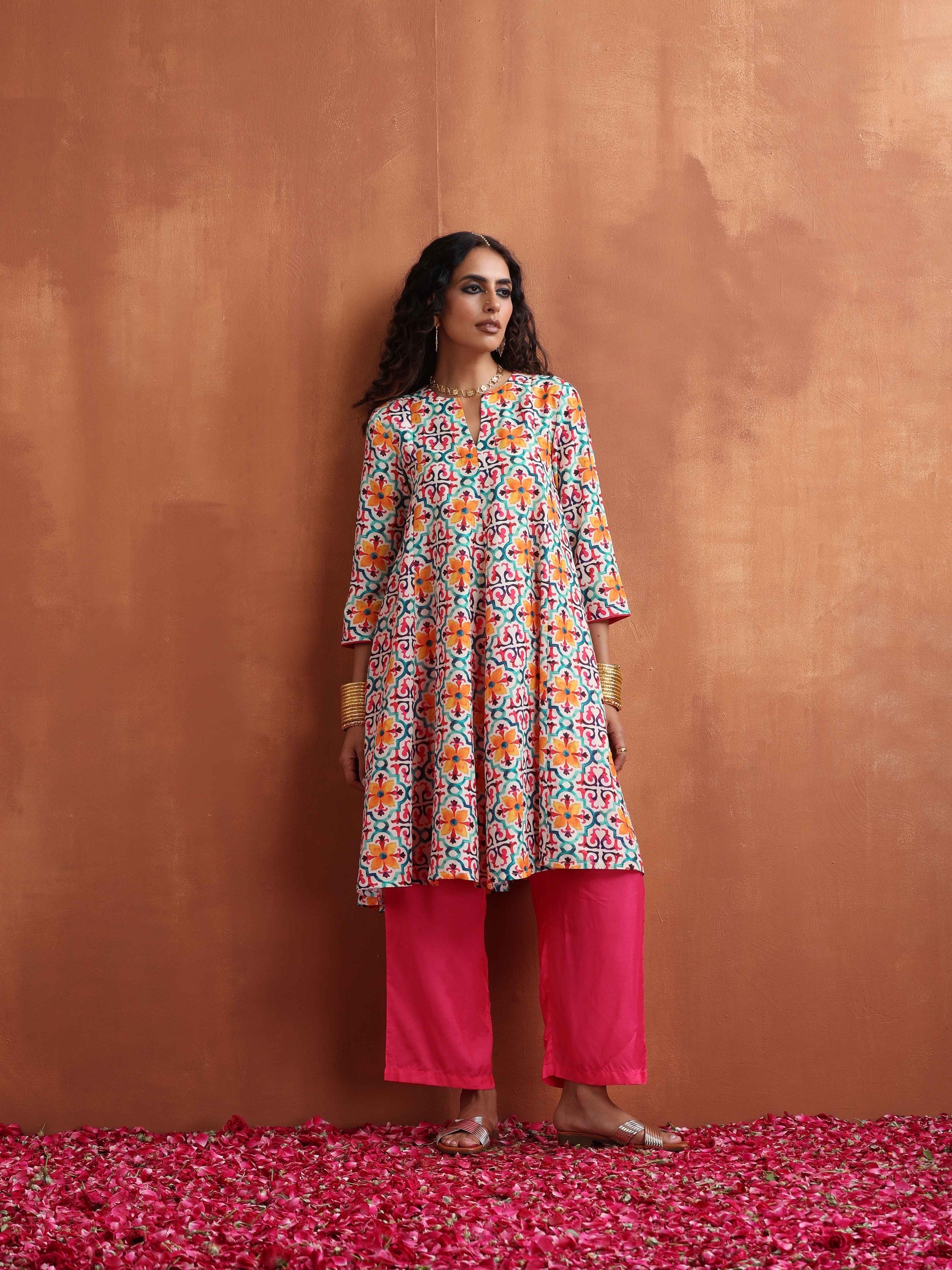 trueBrowns Off White Print Flared Anarkali Kurta Co-ord Set - Swadesiicart