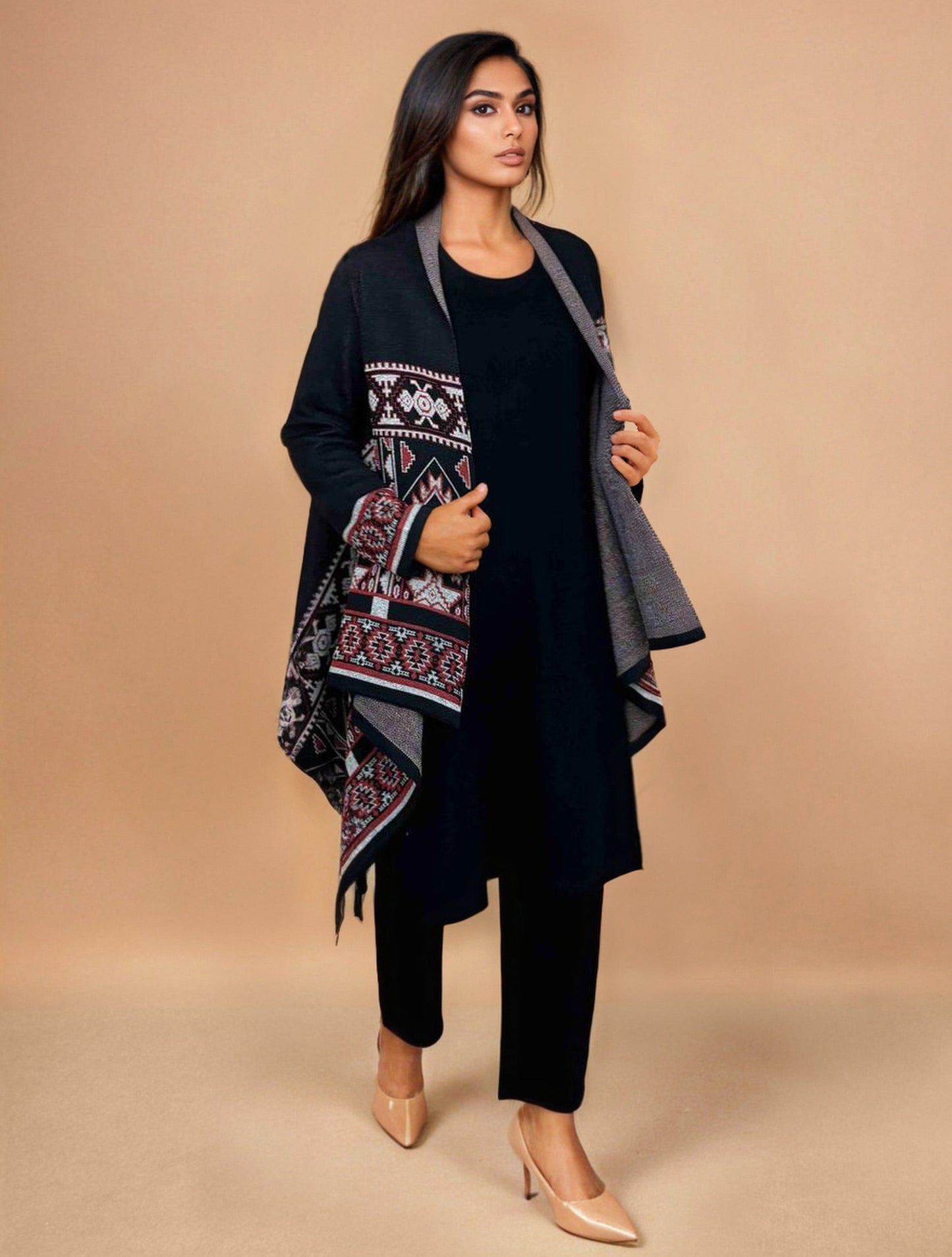 trueBrowns Black Woollen Geometric Kaftan Cape | Swadesiicart