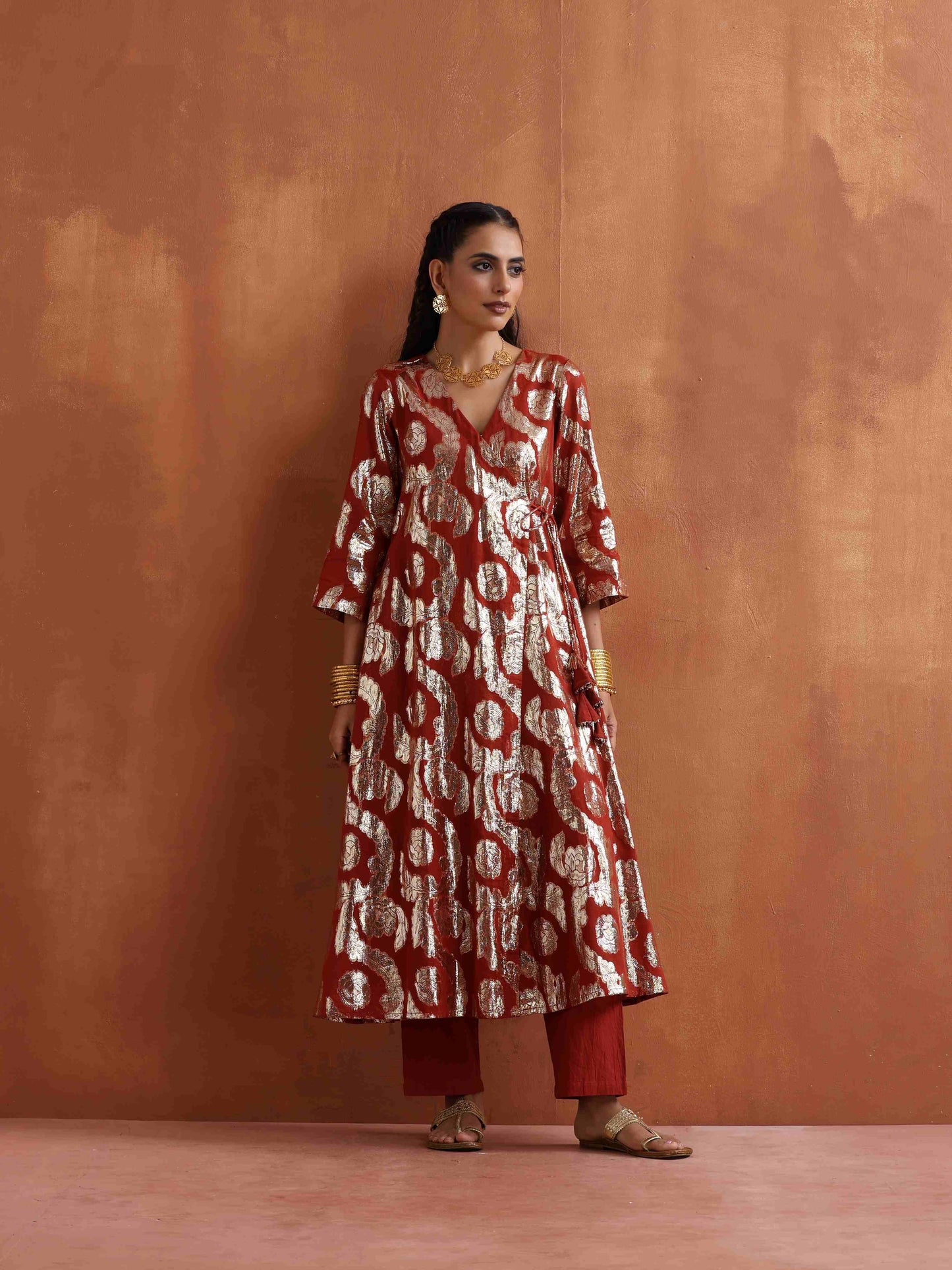 trueBrowns Rust Metallic Angrakha Kurta Set | Swadesiicart