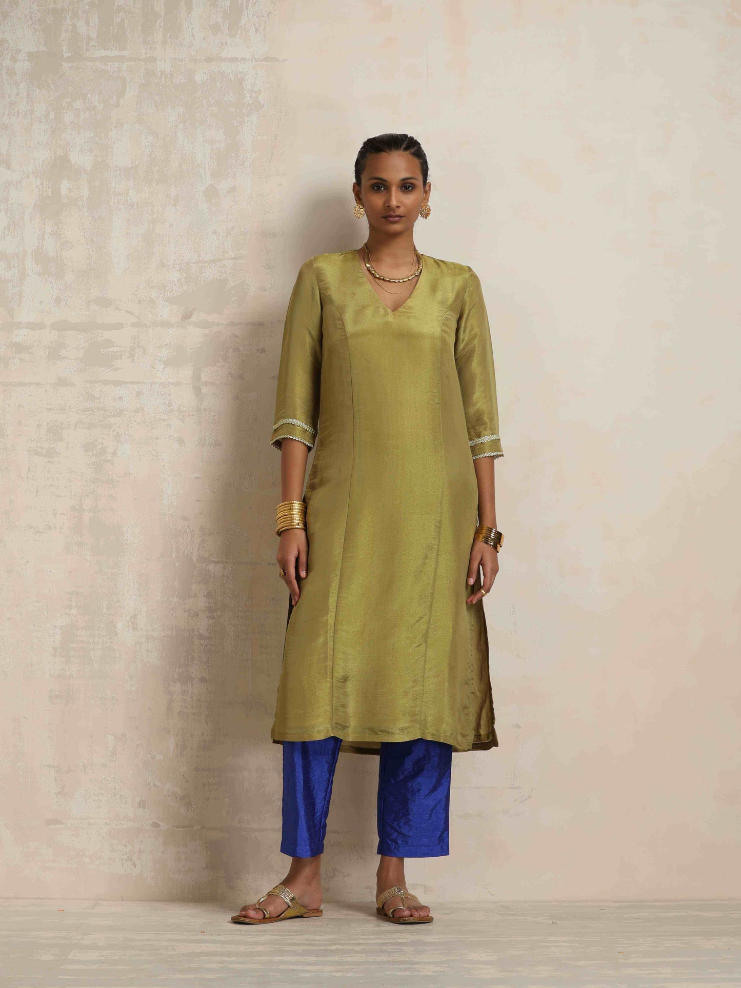 trueBrowns Green Tissue Straight Kurta Set | Swadesiicart