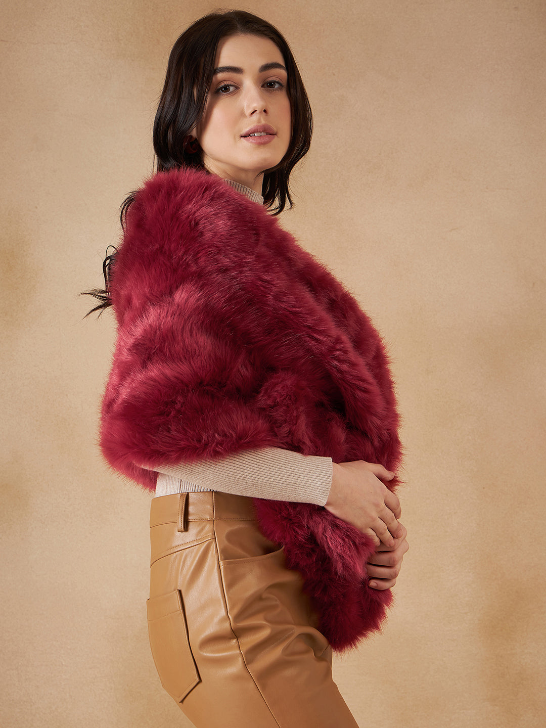 InWeave Women's Bright Rust Fur Cape - Swadesiicart