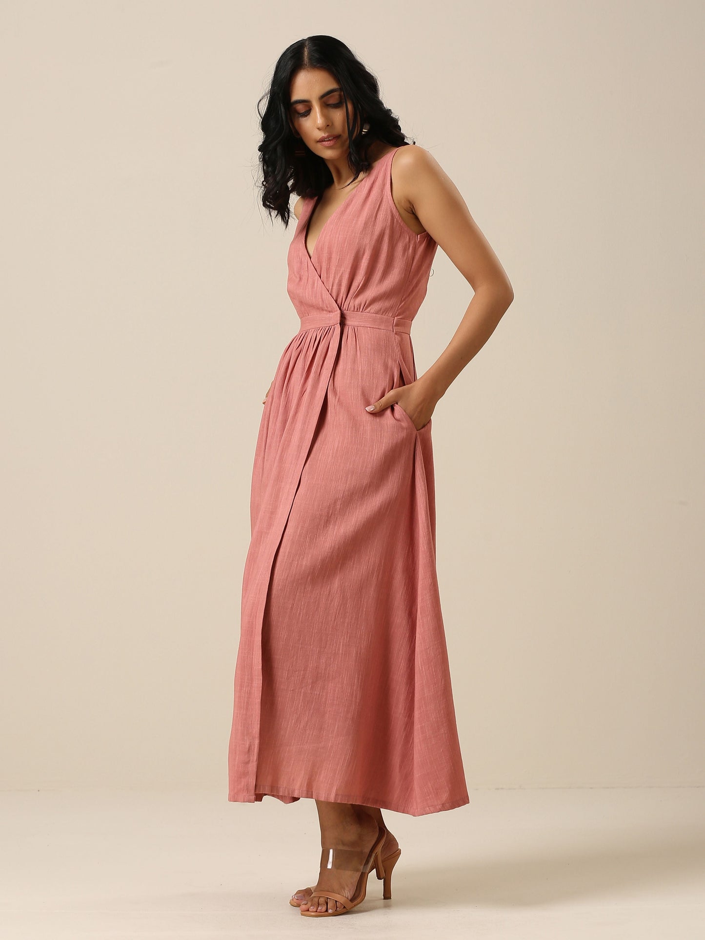 trueBrowns Light Mauve Slub Texture Sleeveless Wrap Dress | Swadesiicart