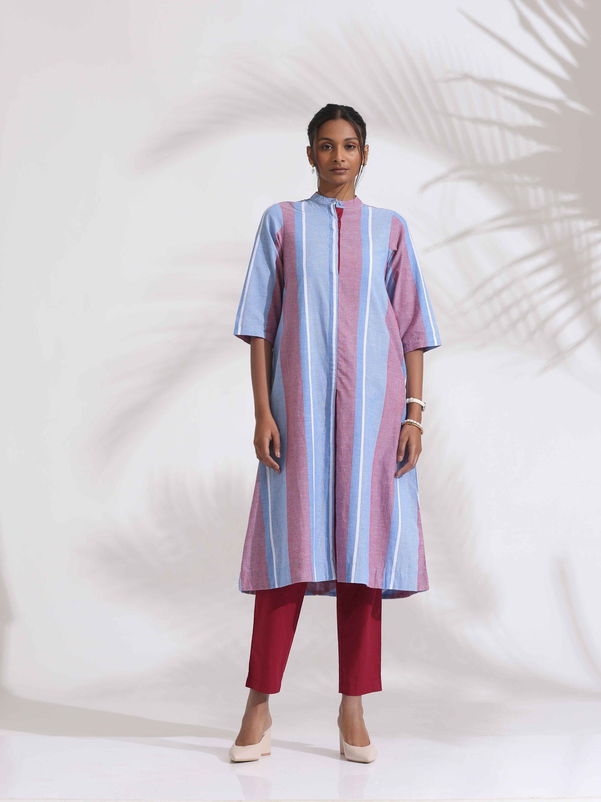 trueBrowns Blue Cotton Stripe Straight Kurta Set | Swadesiicart