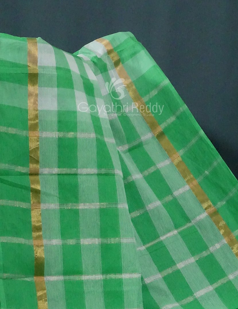 Cream And Green Colored With Checks Pure Mangalgiri Cotton Saree By Gayathri Reddy Designer Studio | Swadesiicart