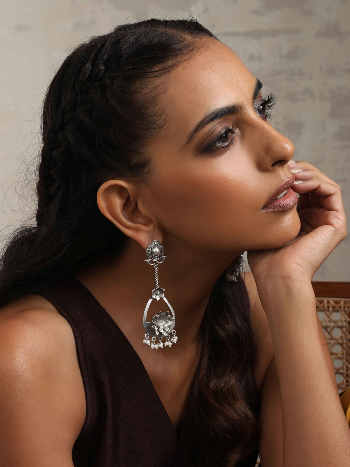 trueBrowns Silver Tone Floral Chandbaali Earrings - Swadesiicart