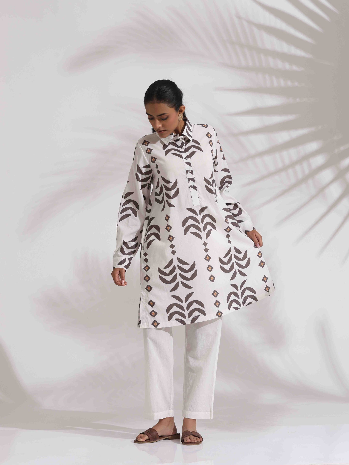 trueBrowns White Cotton Stripe Print Kurta Co-ord Set - Swadesiicart