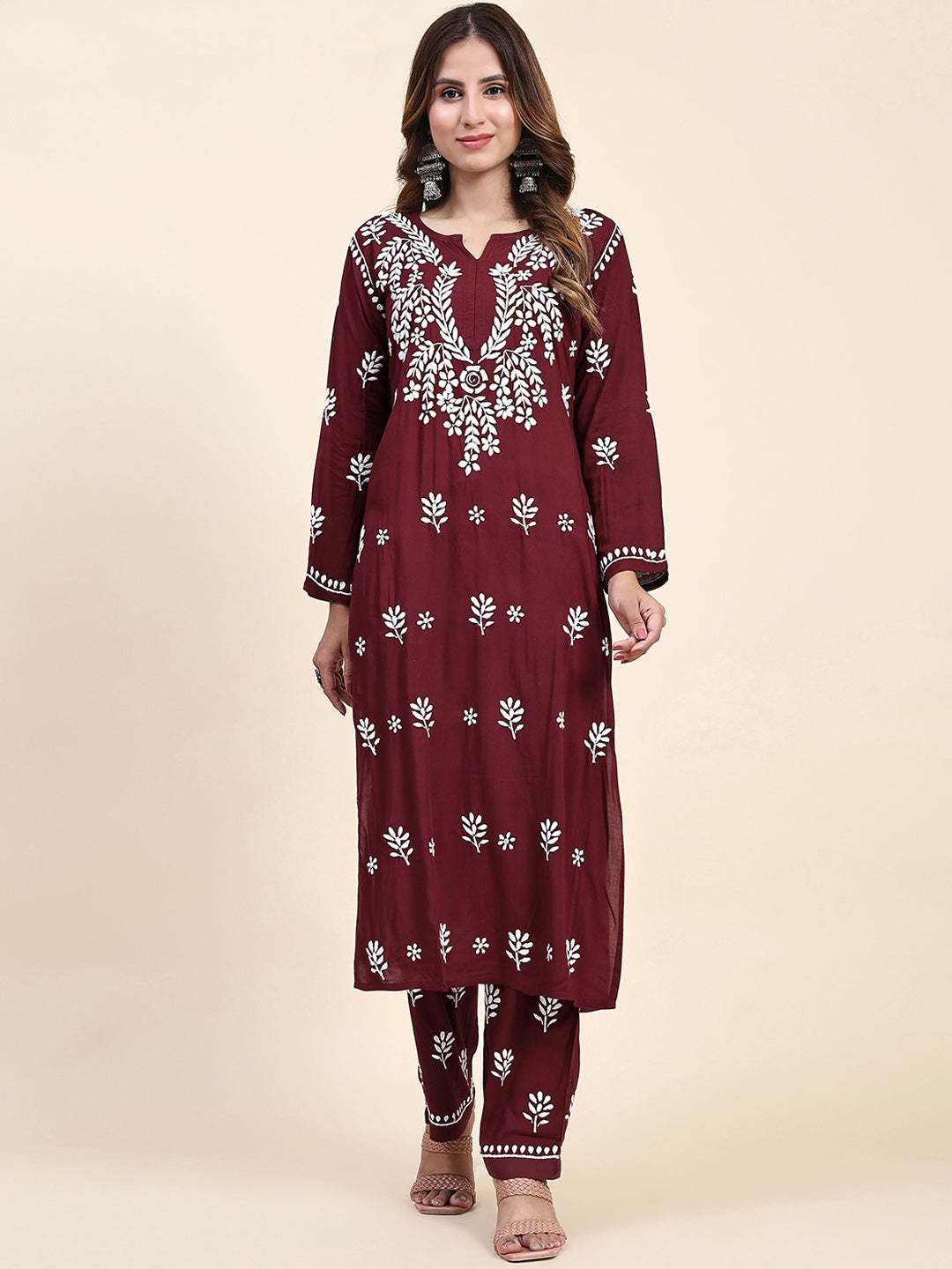 HOUSE OF KARI Floral Embroidered Chikankari Pure Cotton Straight Kurta With Trousers | Swadesiicart