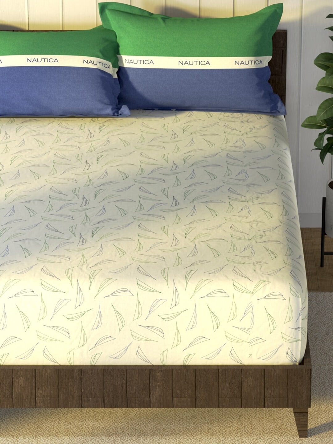 Nautica Noridge Green & Blue Floral Cotton 160 TC King Bedsheet With 2 Pillow Covers - Swadesiicart