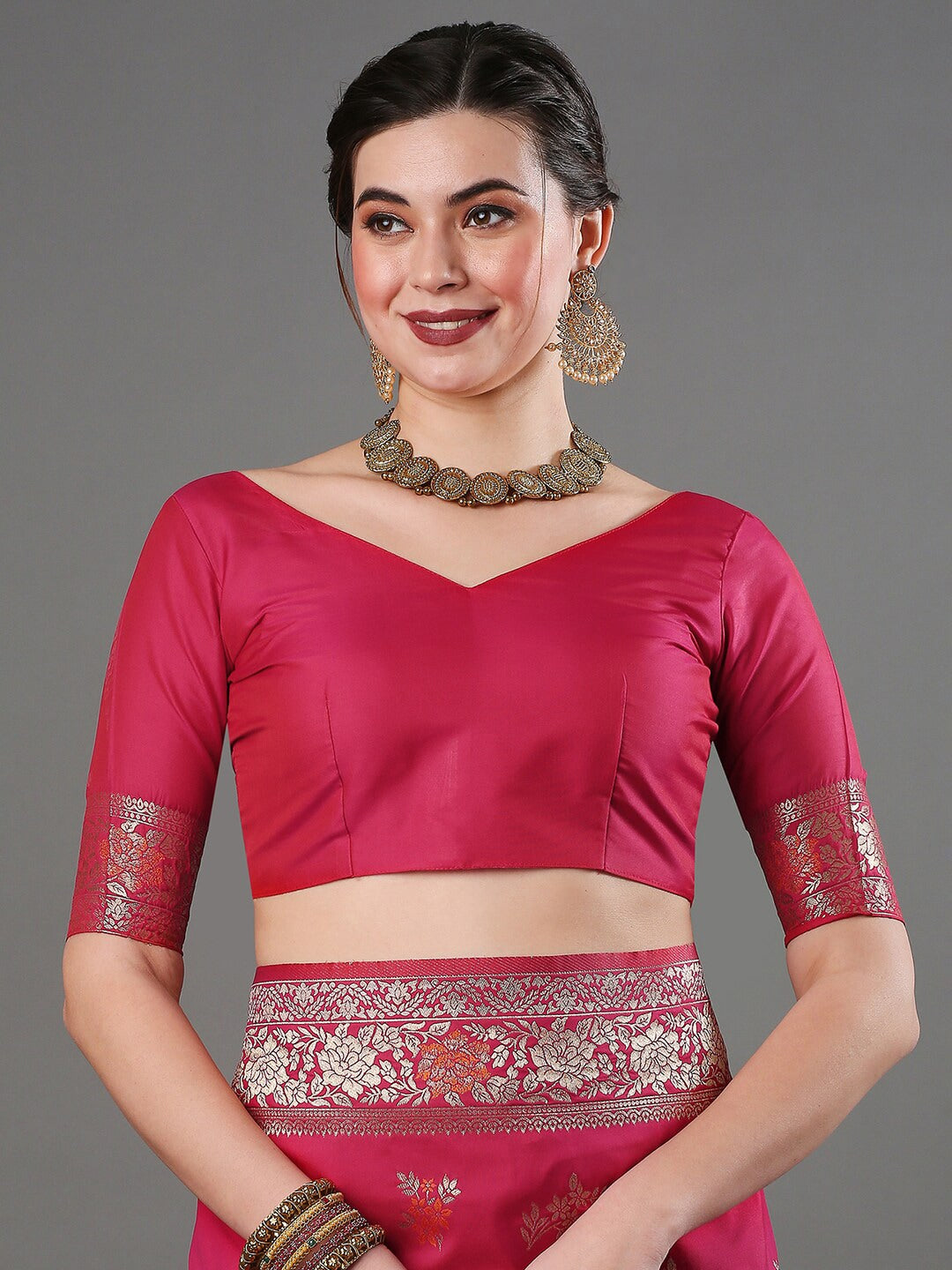 Mitera Woven Design Zari Silk Blend Banarasi Saree | Swadesiicart
