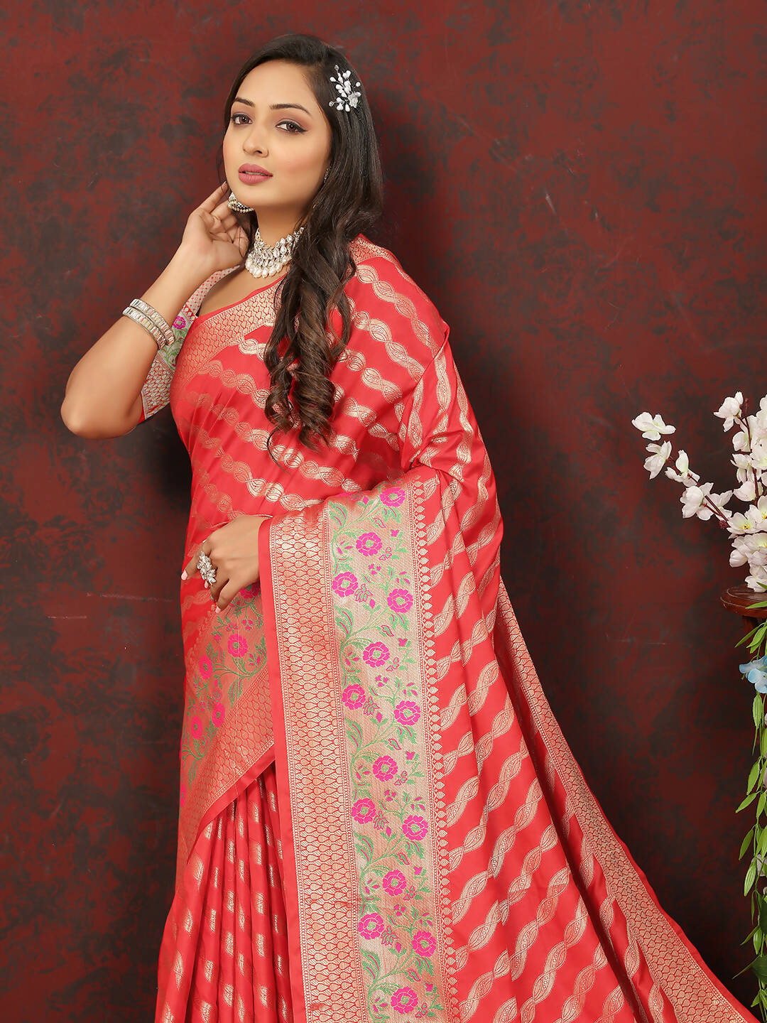 Lorenvalley Fashion Red Soft Silk Woven Design with Zari Weaving Leheriya Design Saree - Swadesiicart