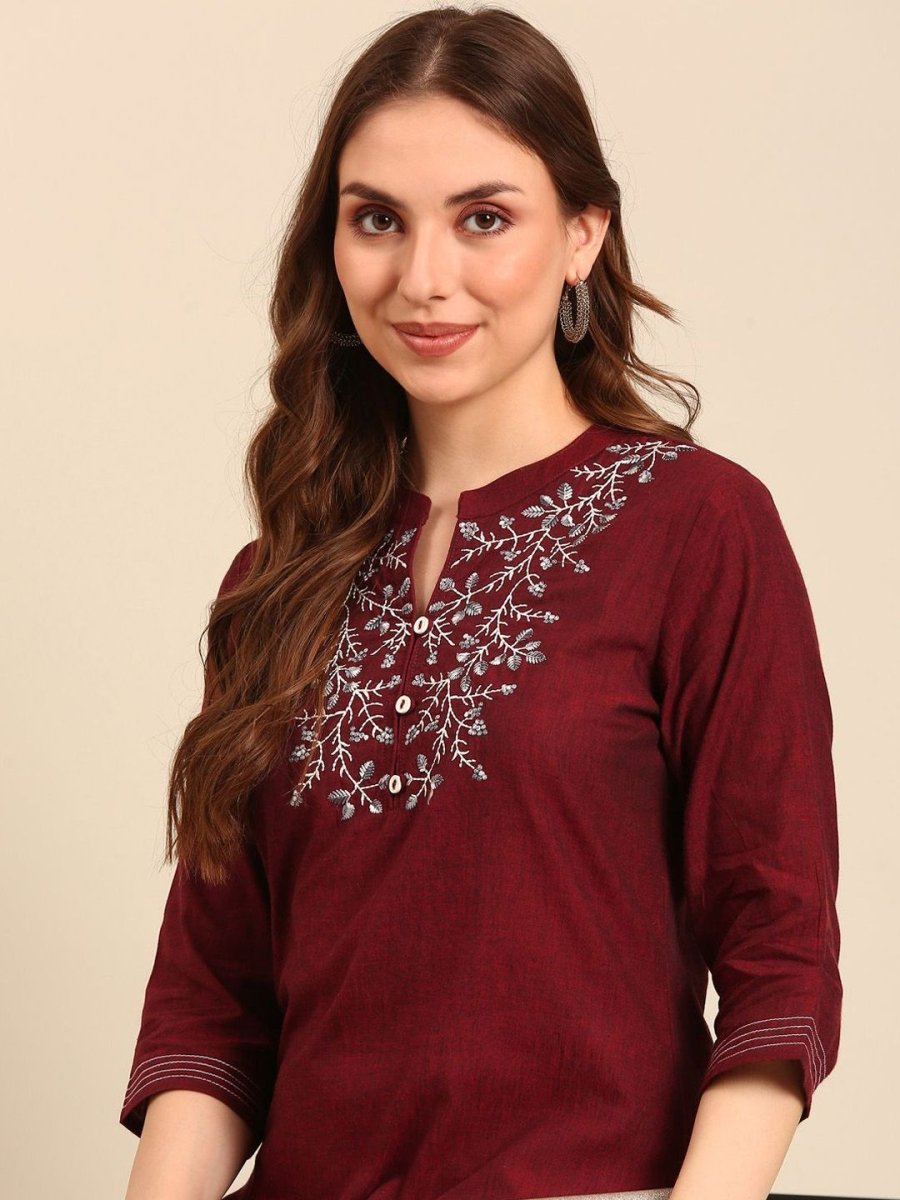 Anouk Notched Neck Thread Work Pure Cotton Straight Kurta - Swadesiicart