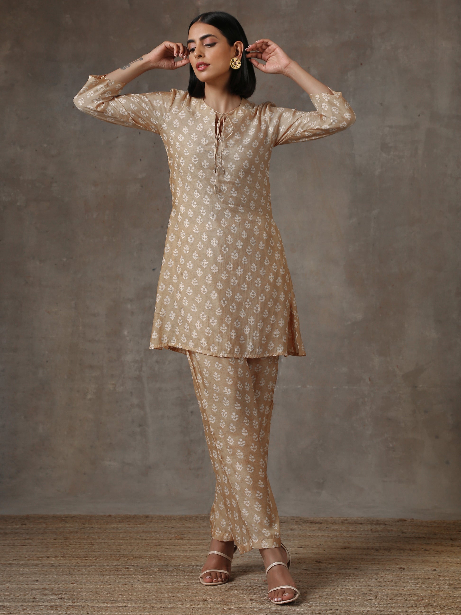 trueBrowns Beige White Printed Silk Co-Ord Set - Swadesiicart